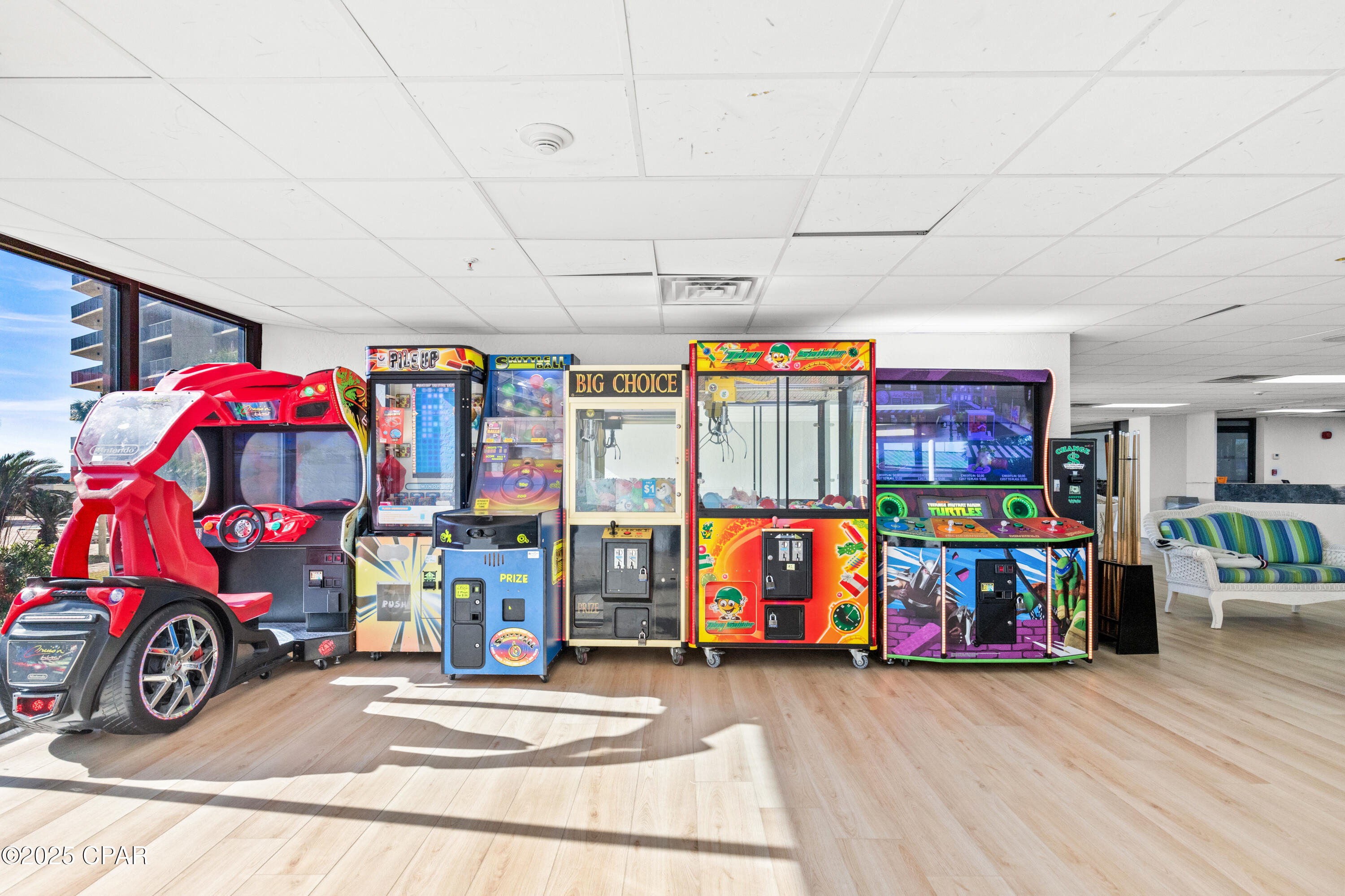 Image 33 For 6505 Thomas Drive 909