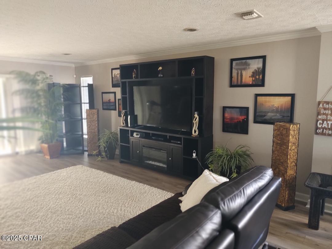 Image 13 For 5833 Lagoon Drive A