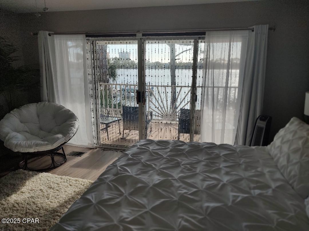 Image 16 For 5833 Lagoon Drive A