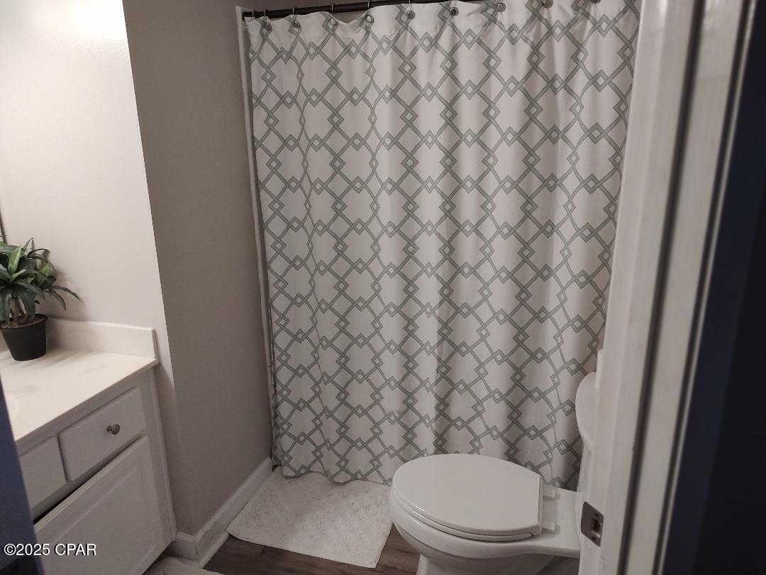 Image 22 For 5833 Lagoon Drive A