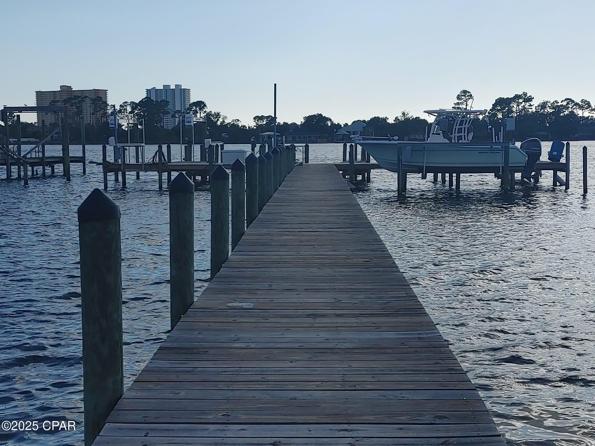 Image 6 For 5833 Lagoon Drive A