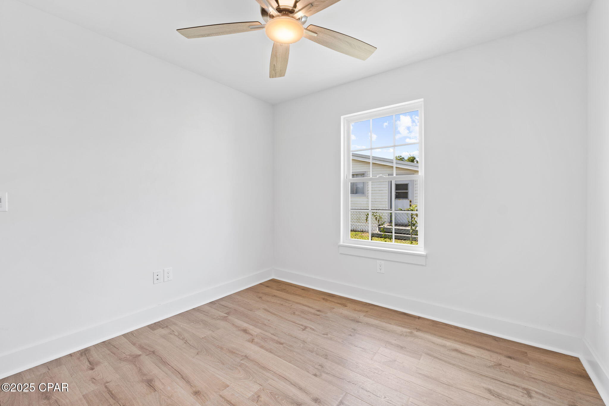 Image 18 For 925 Bonnie Drive