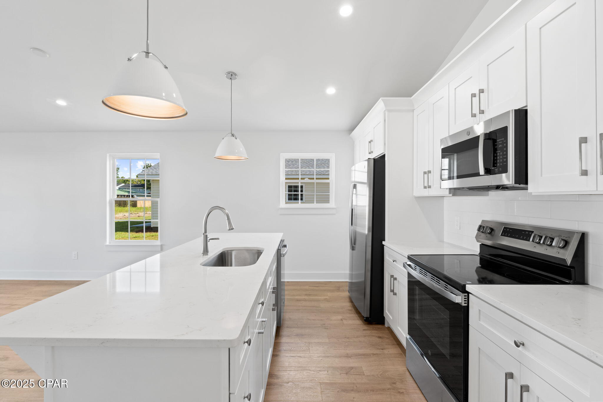 Image 20 For 925 Bonnie Drive