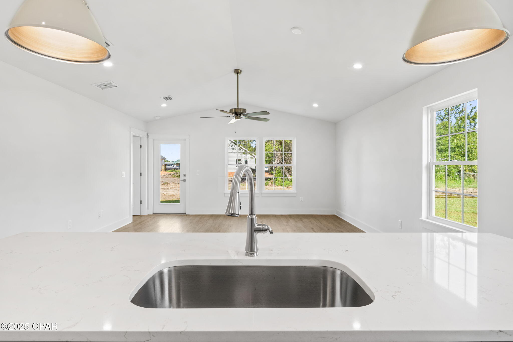 Image 22 For 925 Bonnie Drive