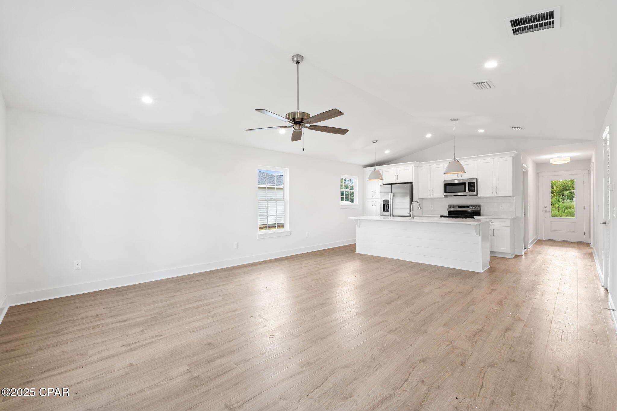 Image 27 For 925 Bonnie Drive