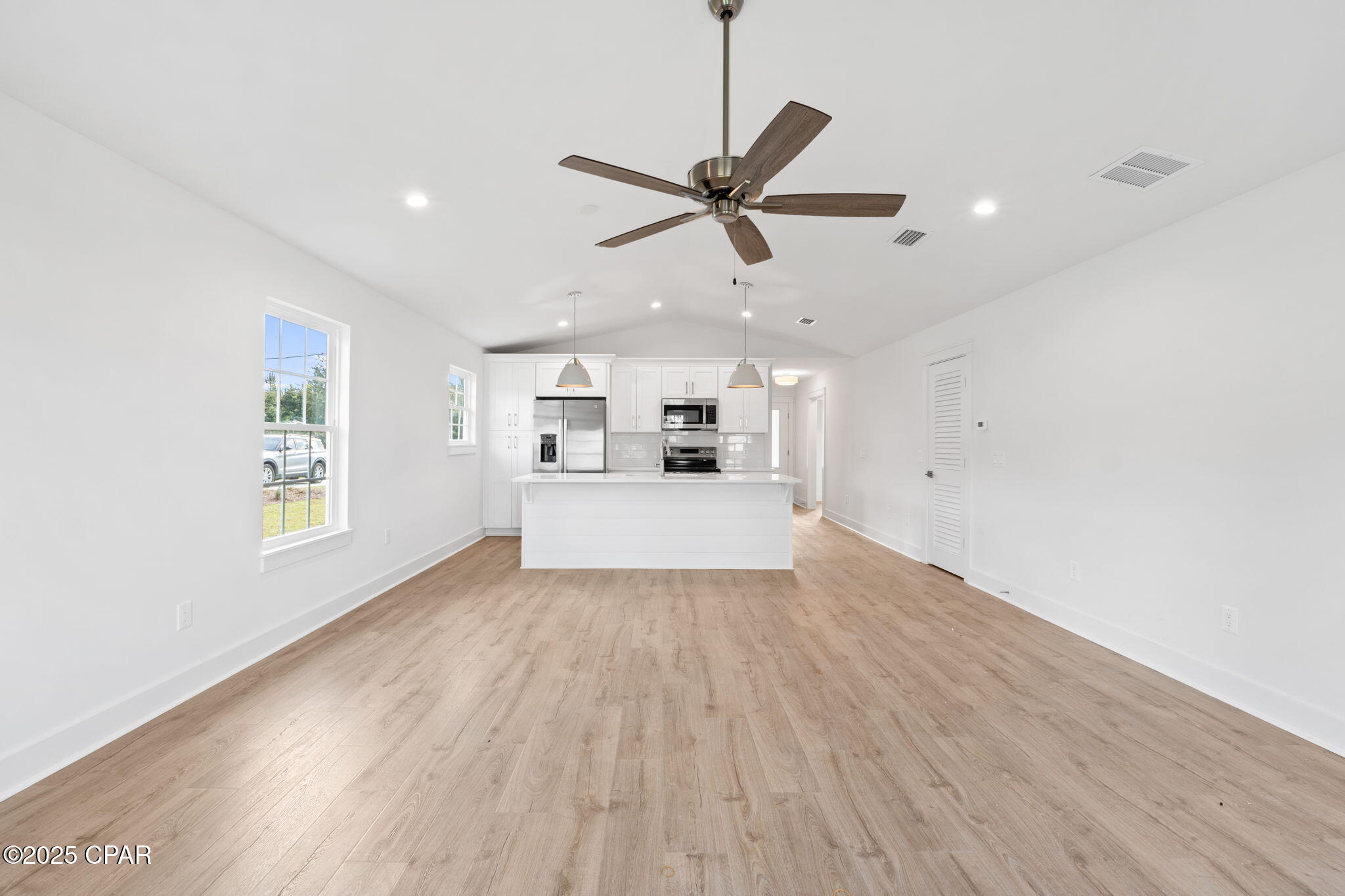 Image 28 For 925 Bonnie Drive