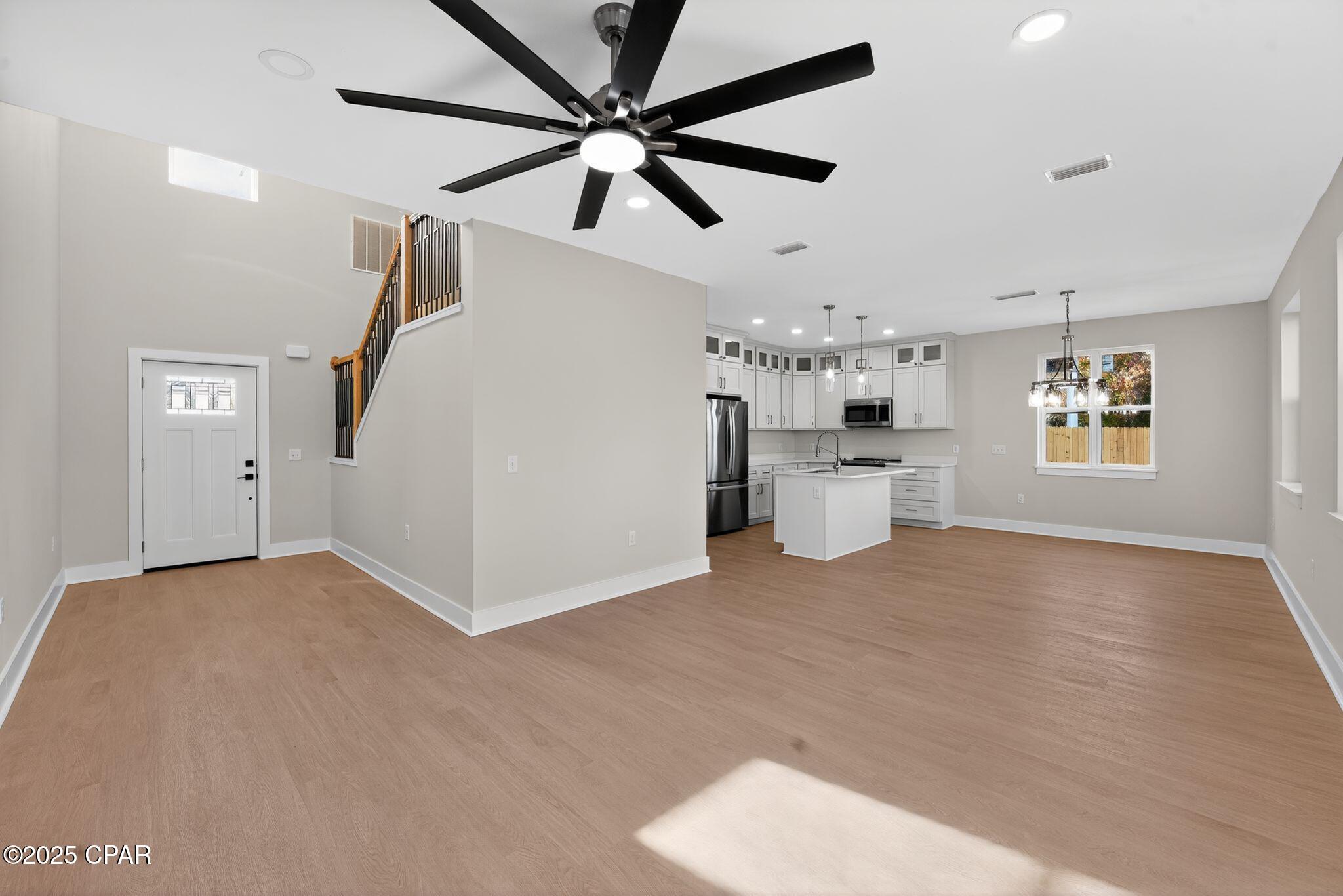 Image 6 For 516 William Way