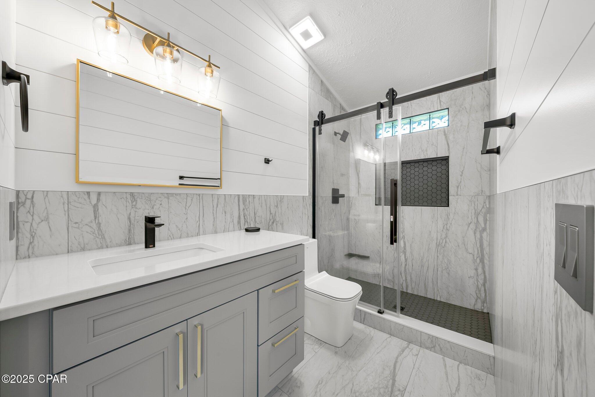 Image 16 For 100 Colony Bay Harbour Drive