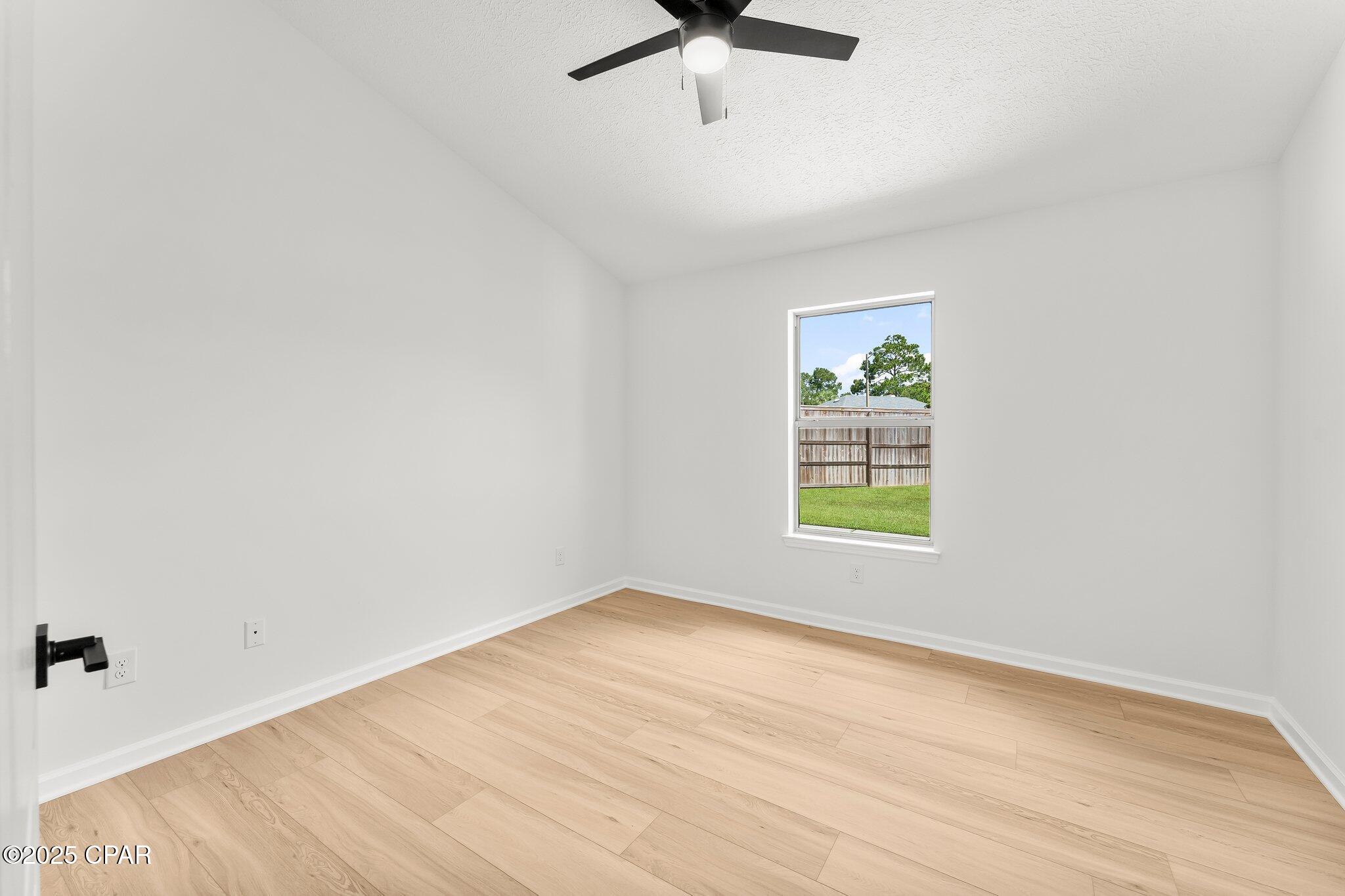 Image 18 For 100 Colony Bay Harbour Drive