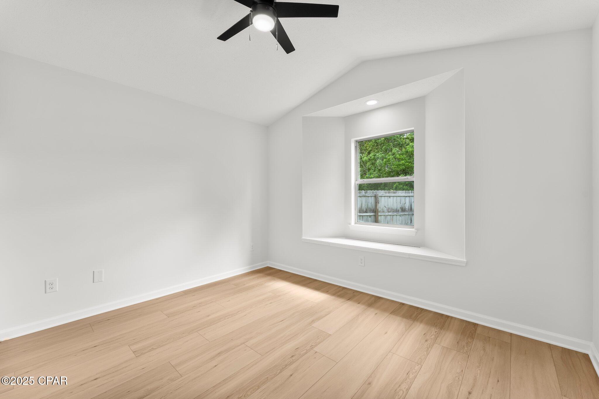 Image 20 For 100 Colony Bay Harbour Drive