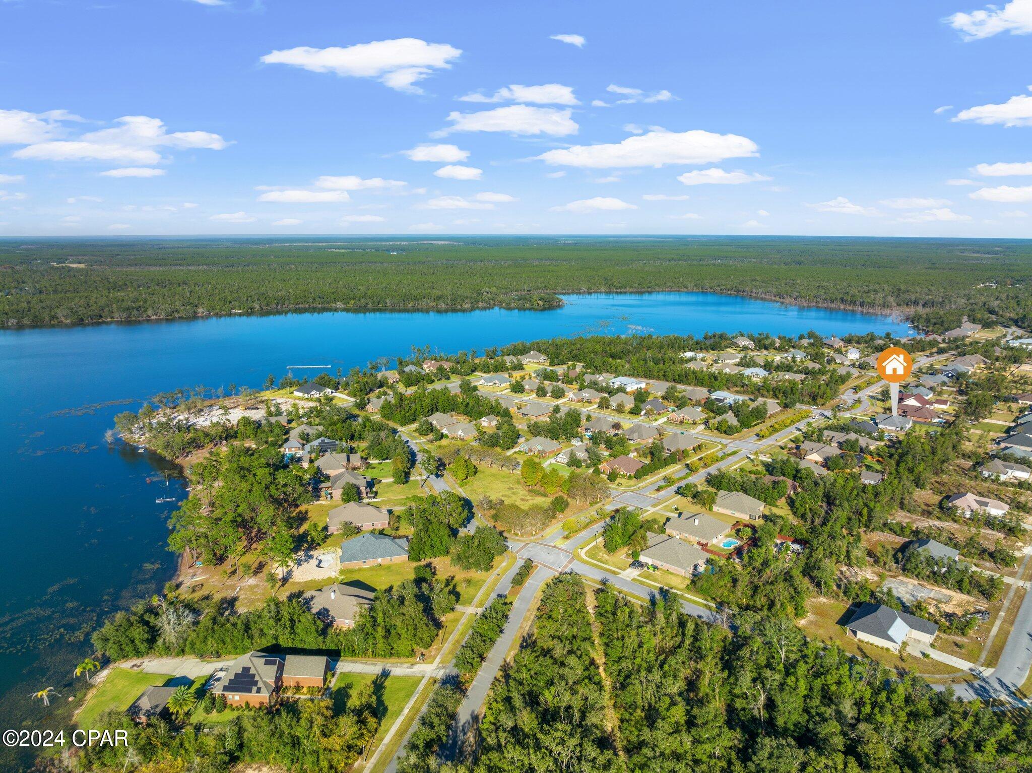Listing photo id 27 for 130 Lake Merial Boulevard