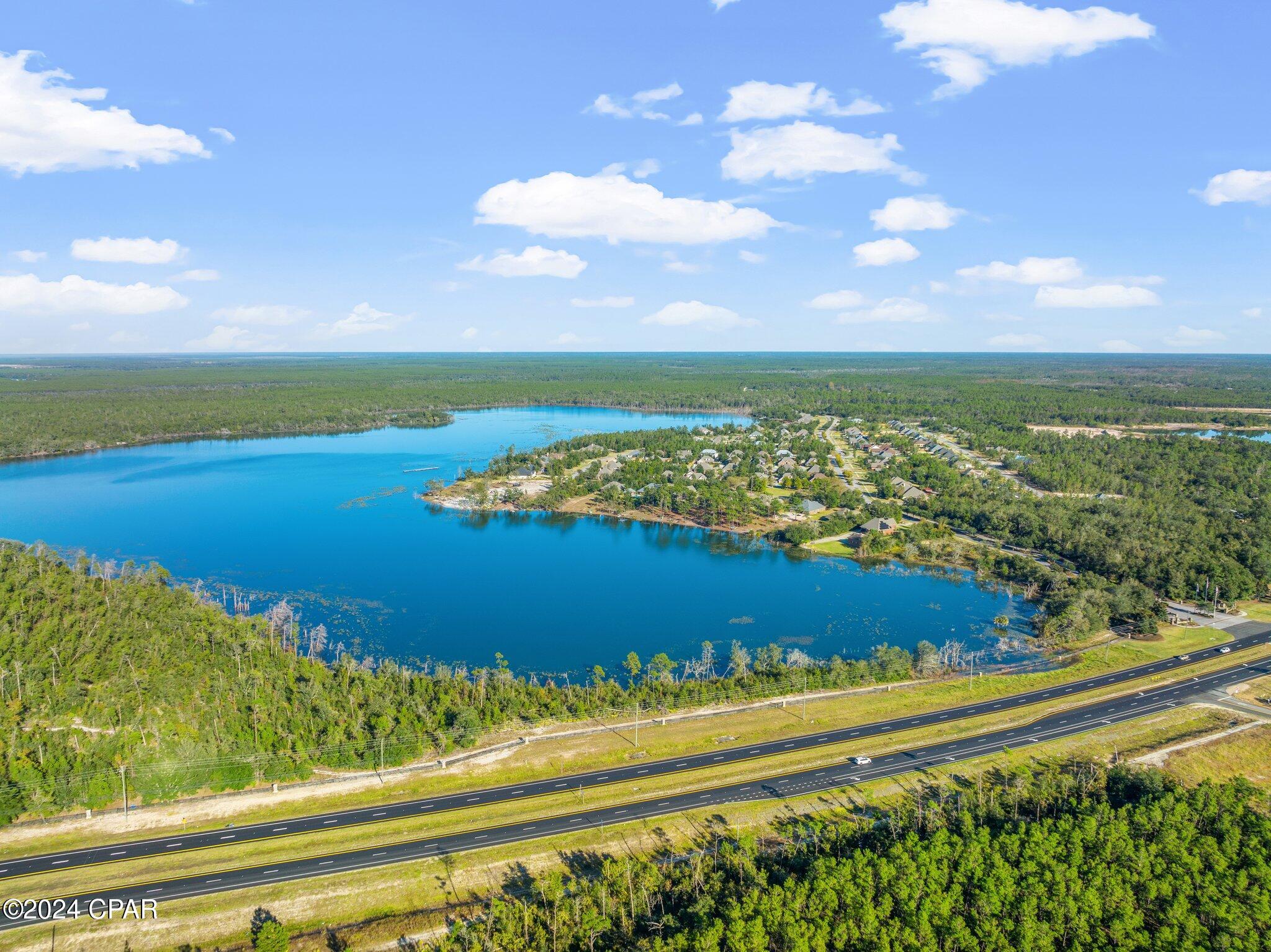 Listing photo id 29 for 130 Lake Merial Boulevard