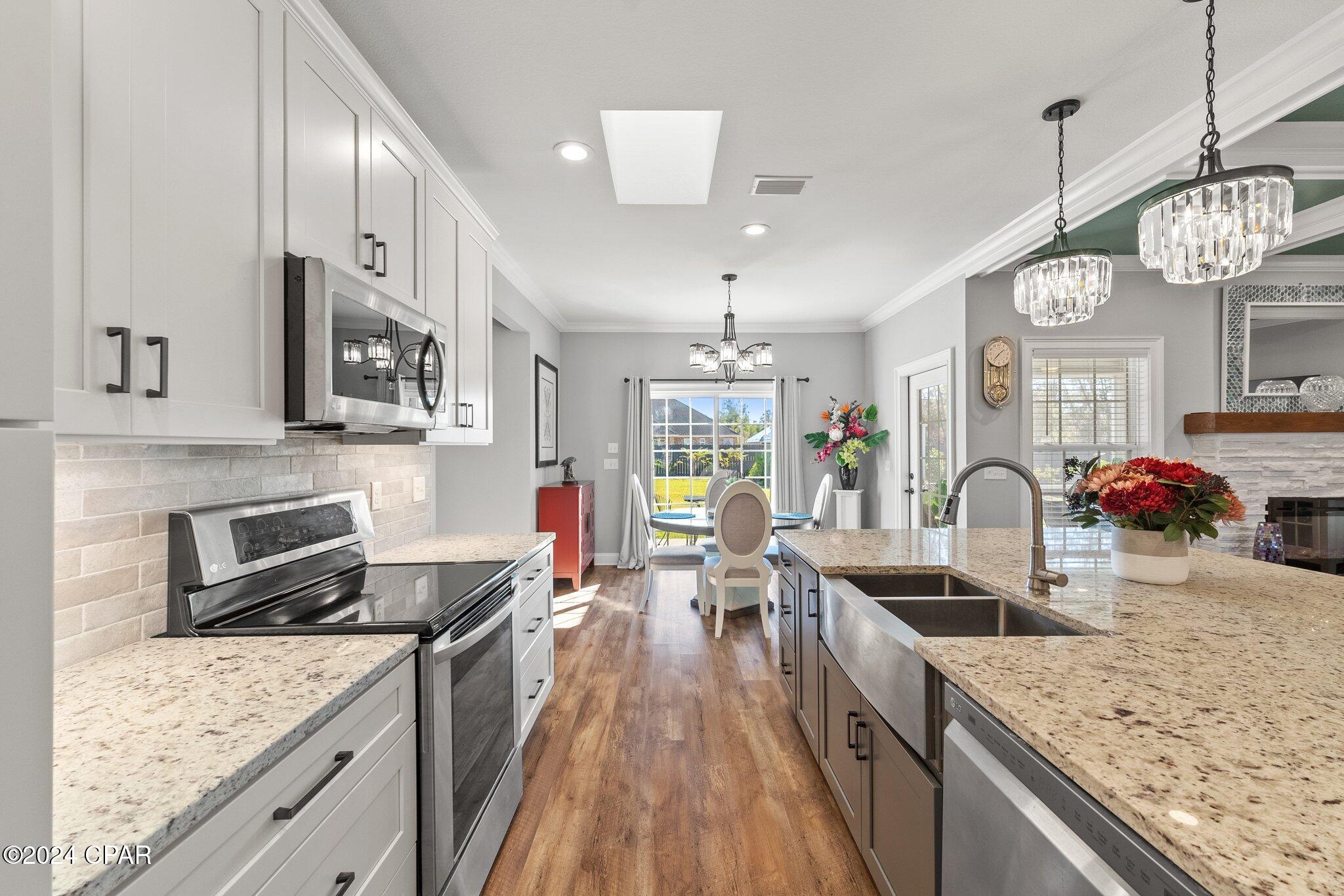 Image 43 For 130 Lake Merial Boulevard