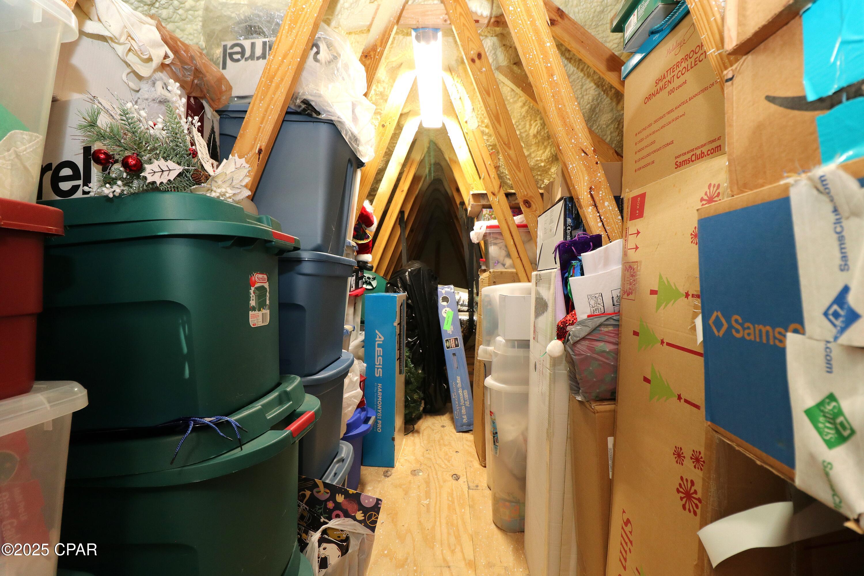 Listing photo id 62 for 130 Lake Merial Boulevard