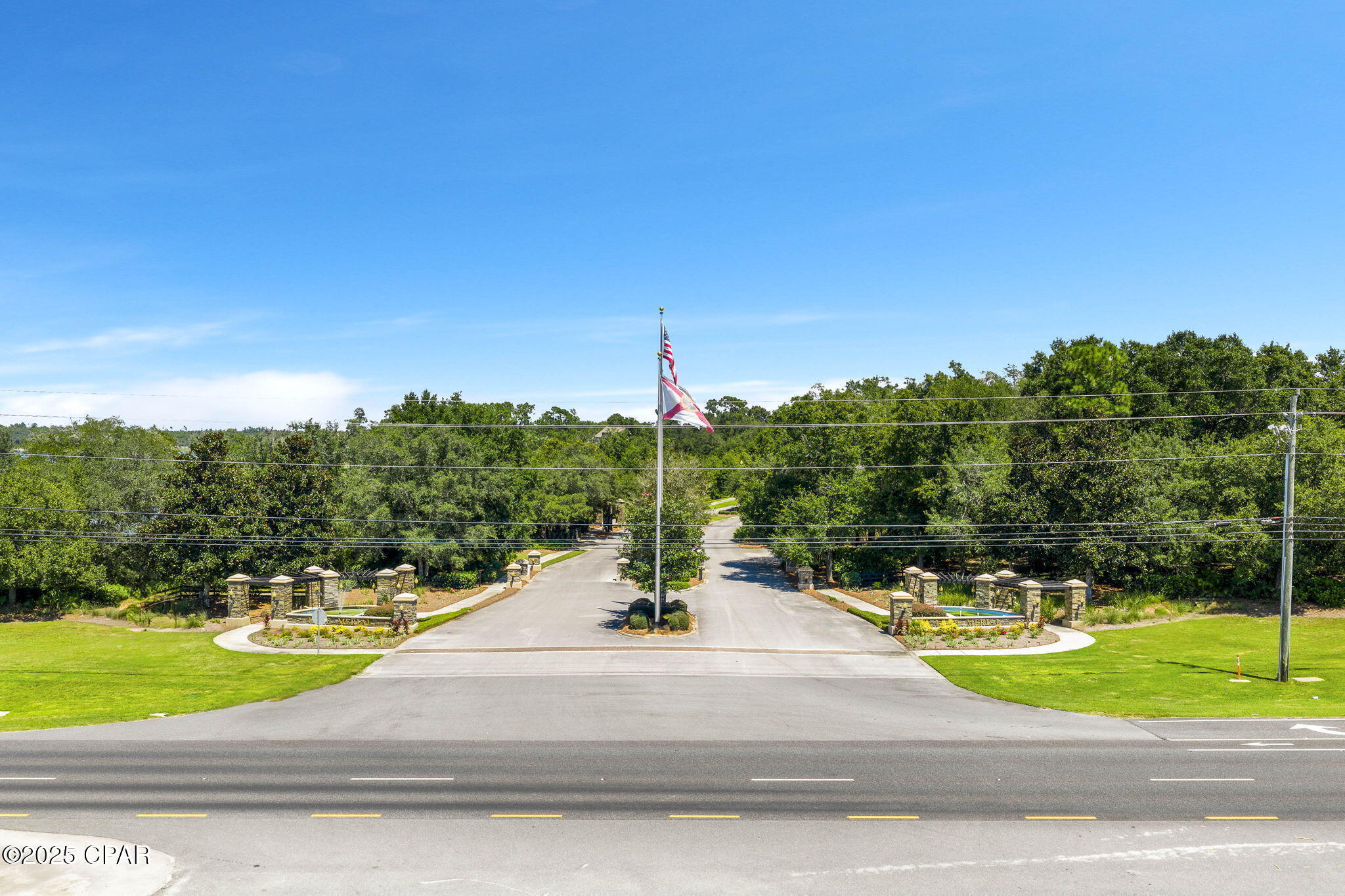 Listing photo id 66 for 130 Lake Merial Boulevard