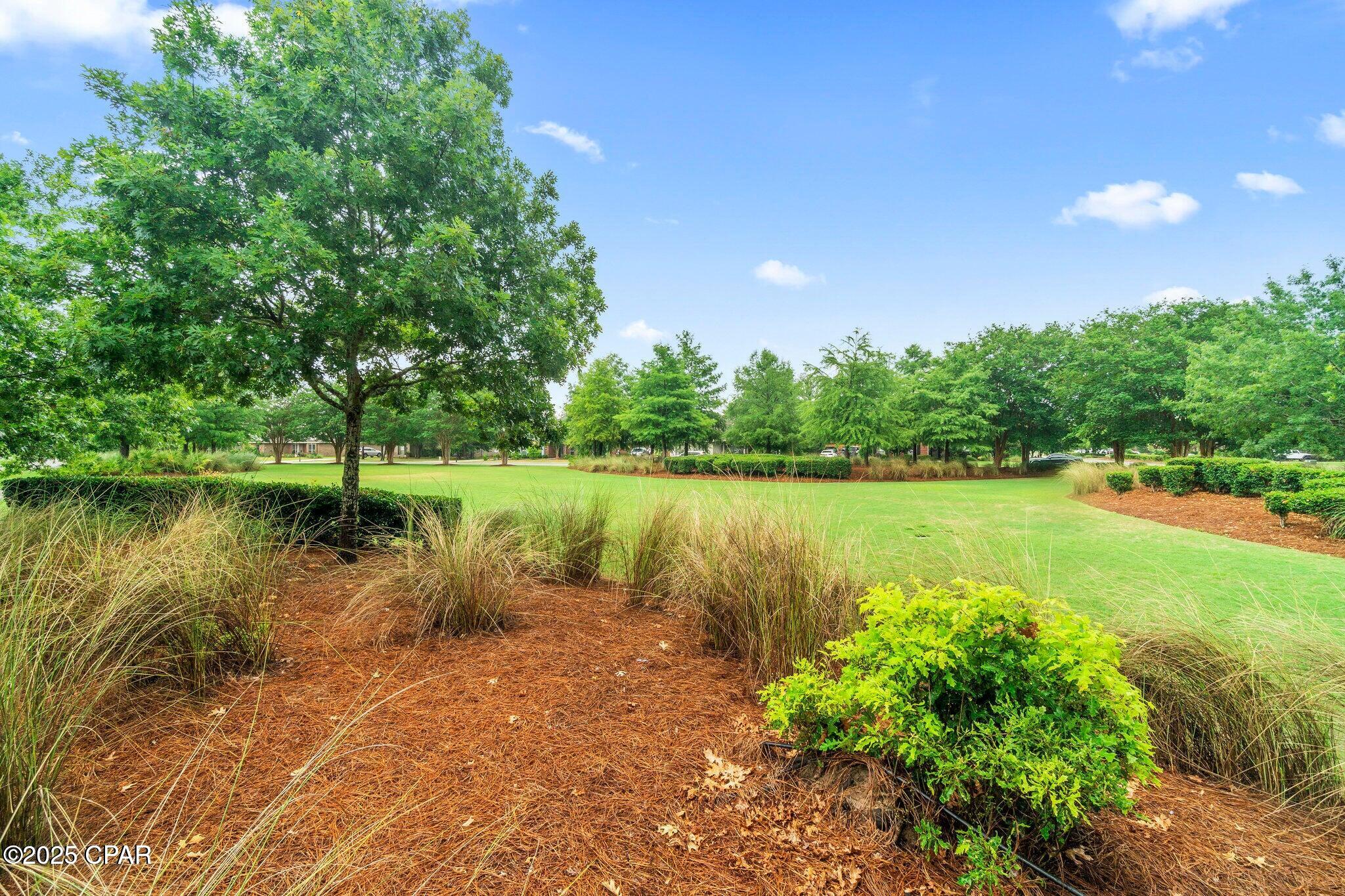 Listing photo id 72 for 130 Lake Merial Boulevard