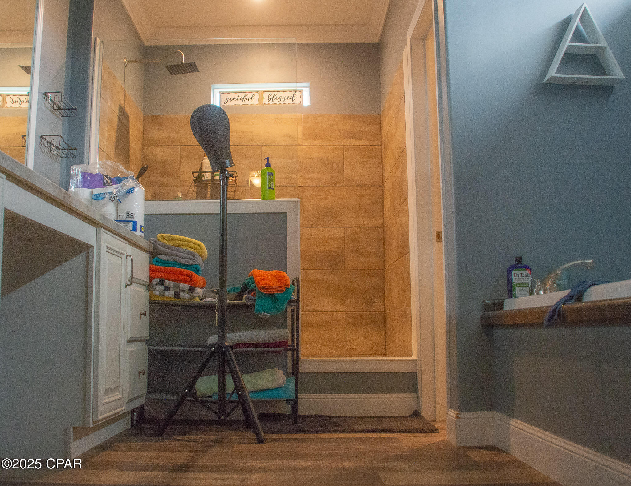 Image 17 For 1224 Grace Avenue