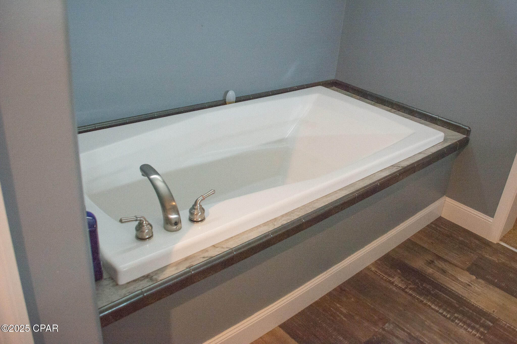 Image 19 For 1224 Grace Avenue