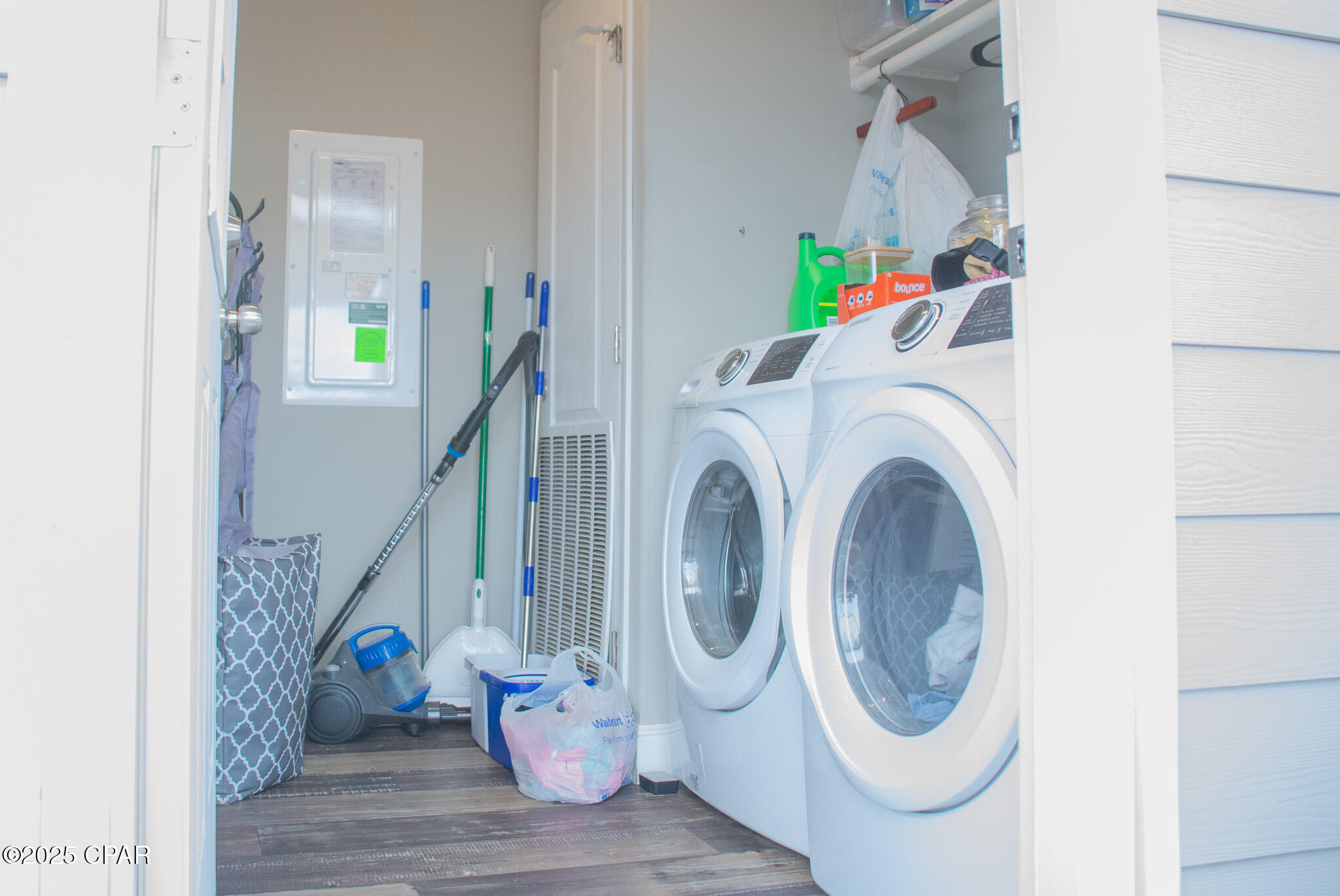 Image 22 For 1224 Grace Avenue