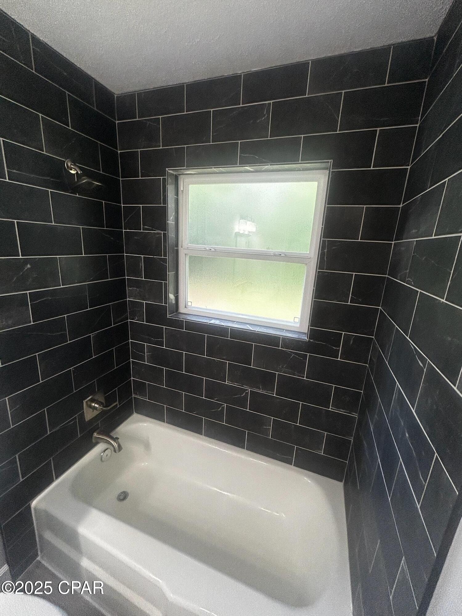 Image 18 For 1117 10th Avenue