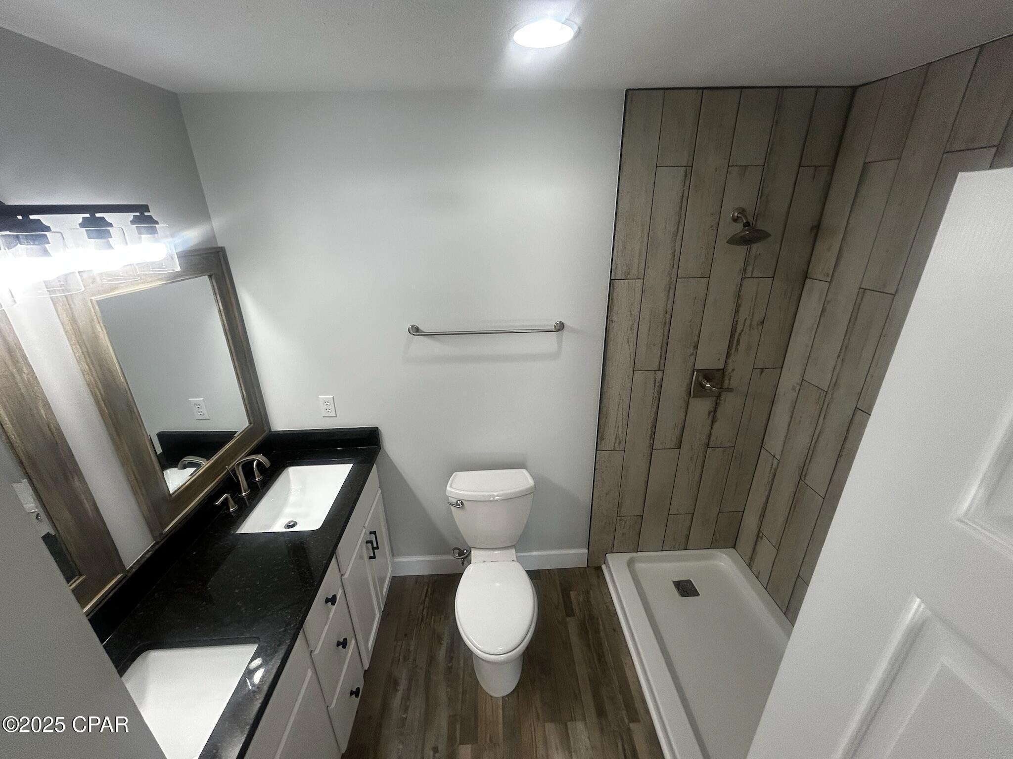 Image 23 For 1117 10th Avenue