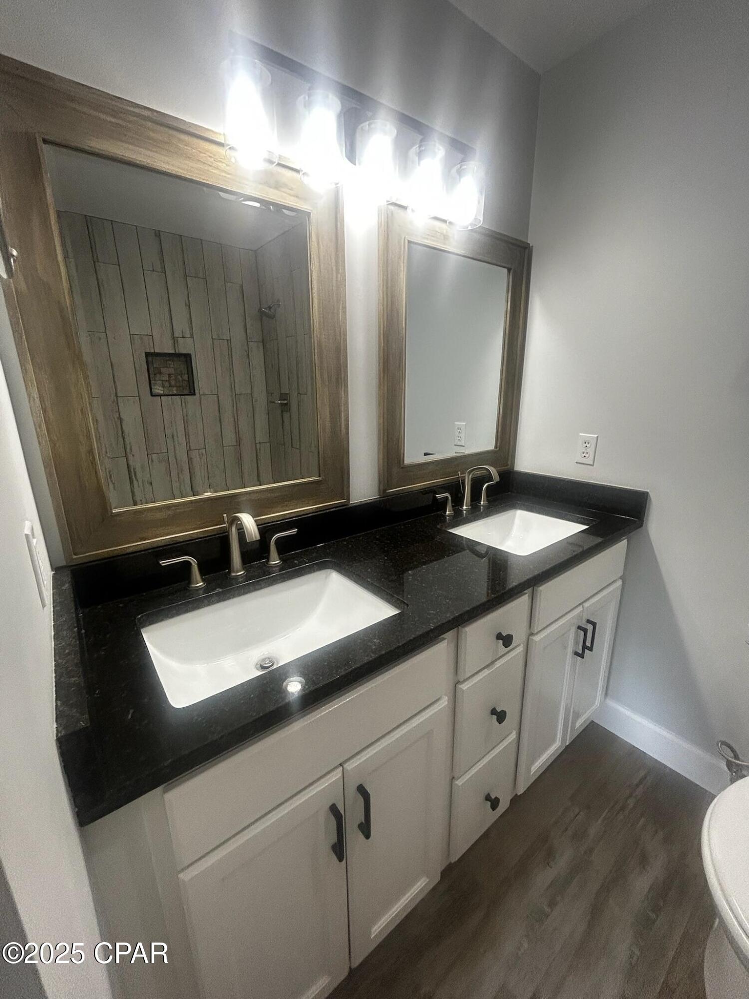 Image 25 For 1117 10th Avenue