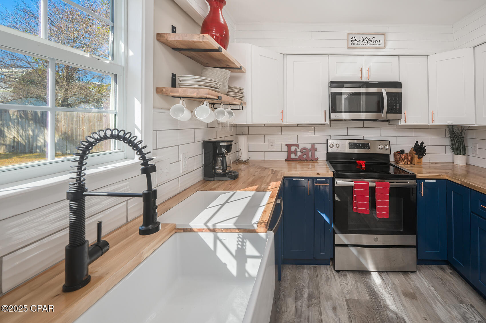 Image 11 For 5923 Sunset Avenue