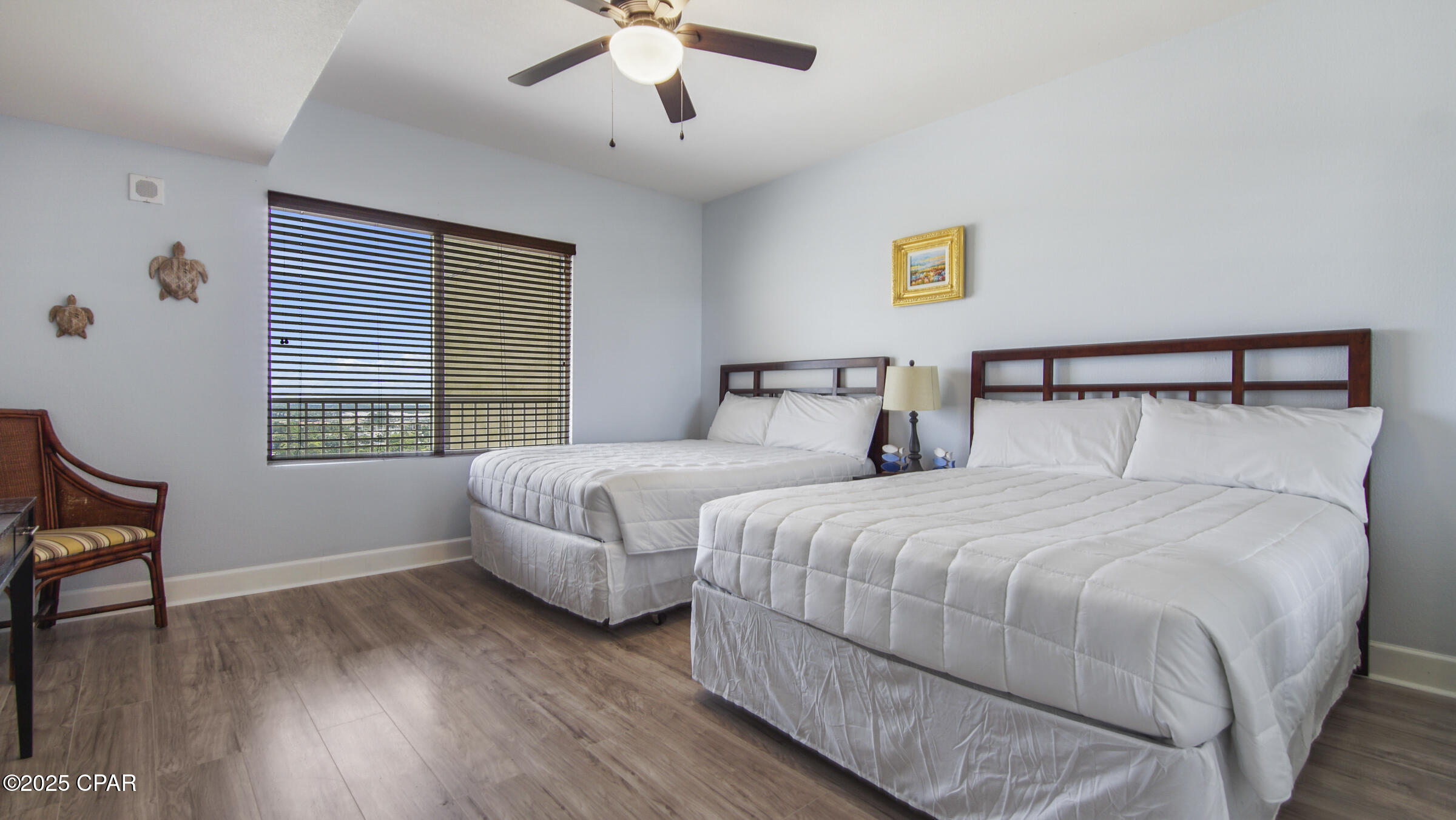 Image 12 For 16819 Front Beach Road 2005