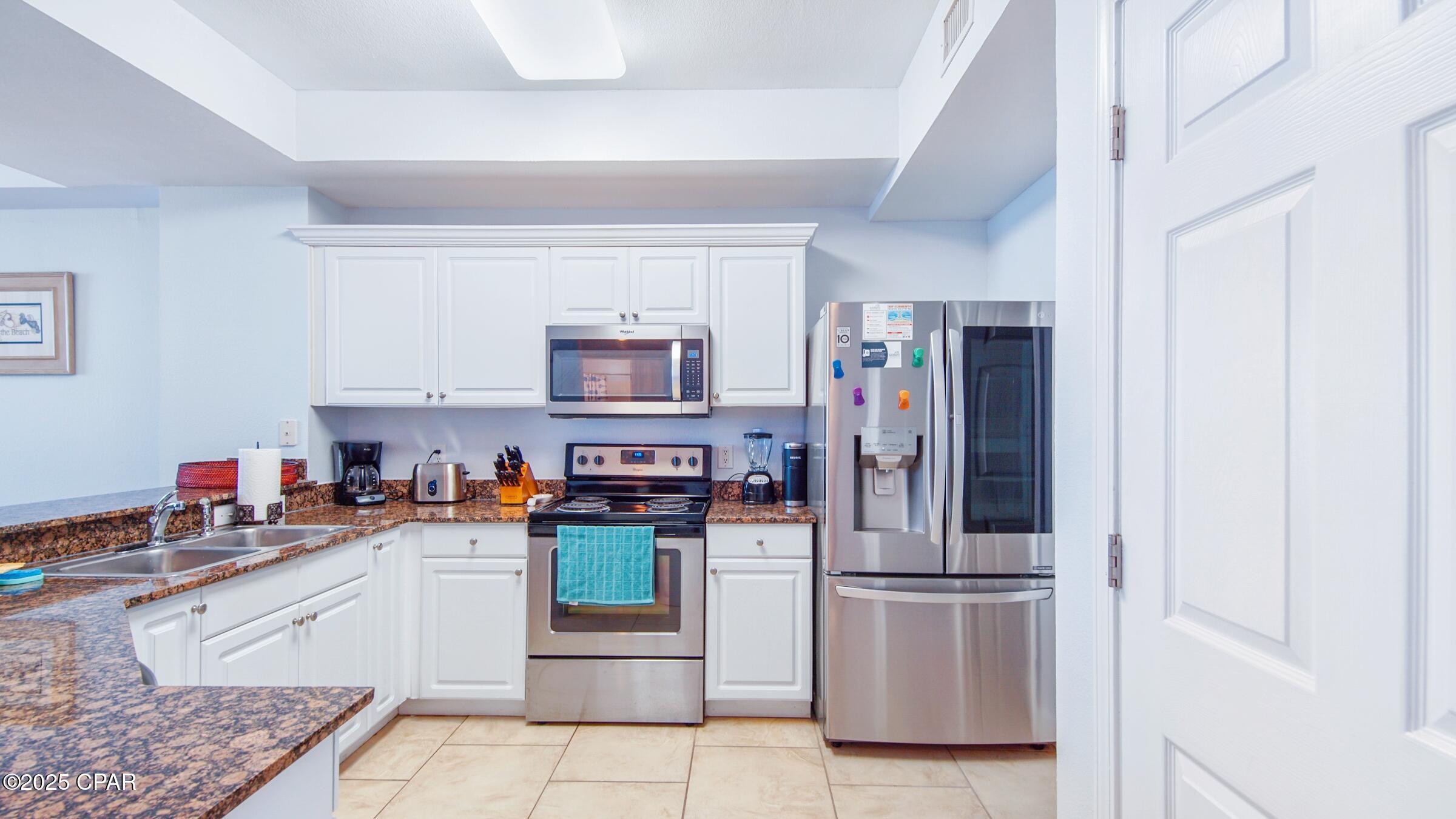 Image 6 For 16819 Front Beach Road 2005