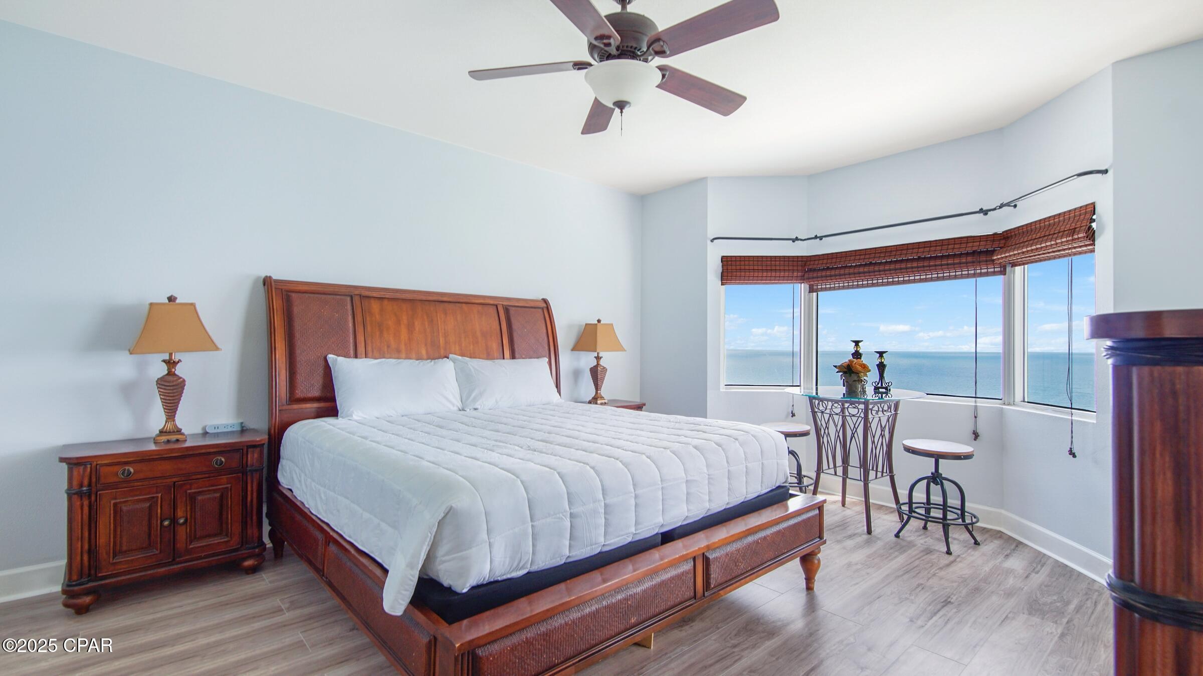 Image 7 For 16819 Front Beach Road 2005