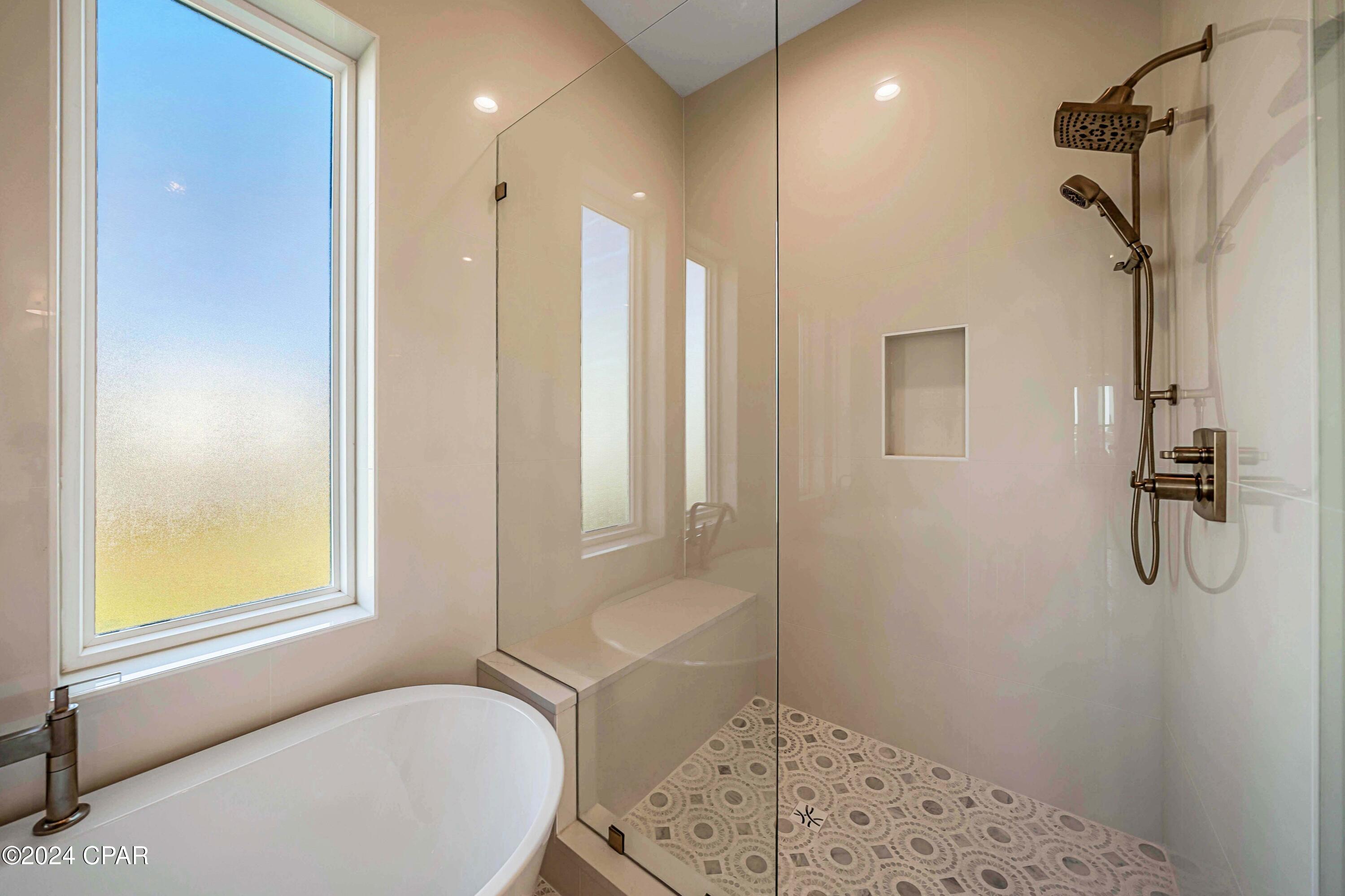 Image 32 For 6627 Lagoon Drive