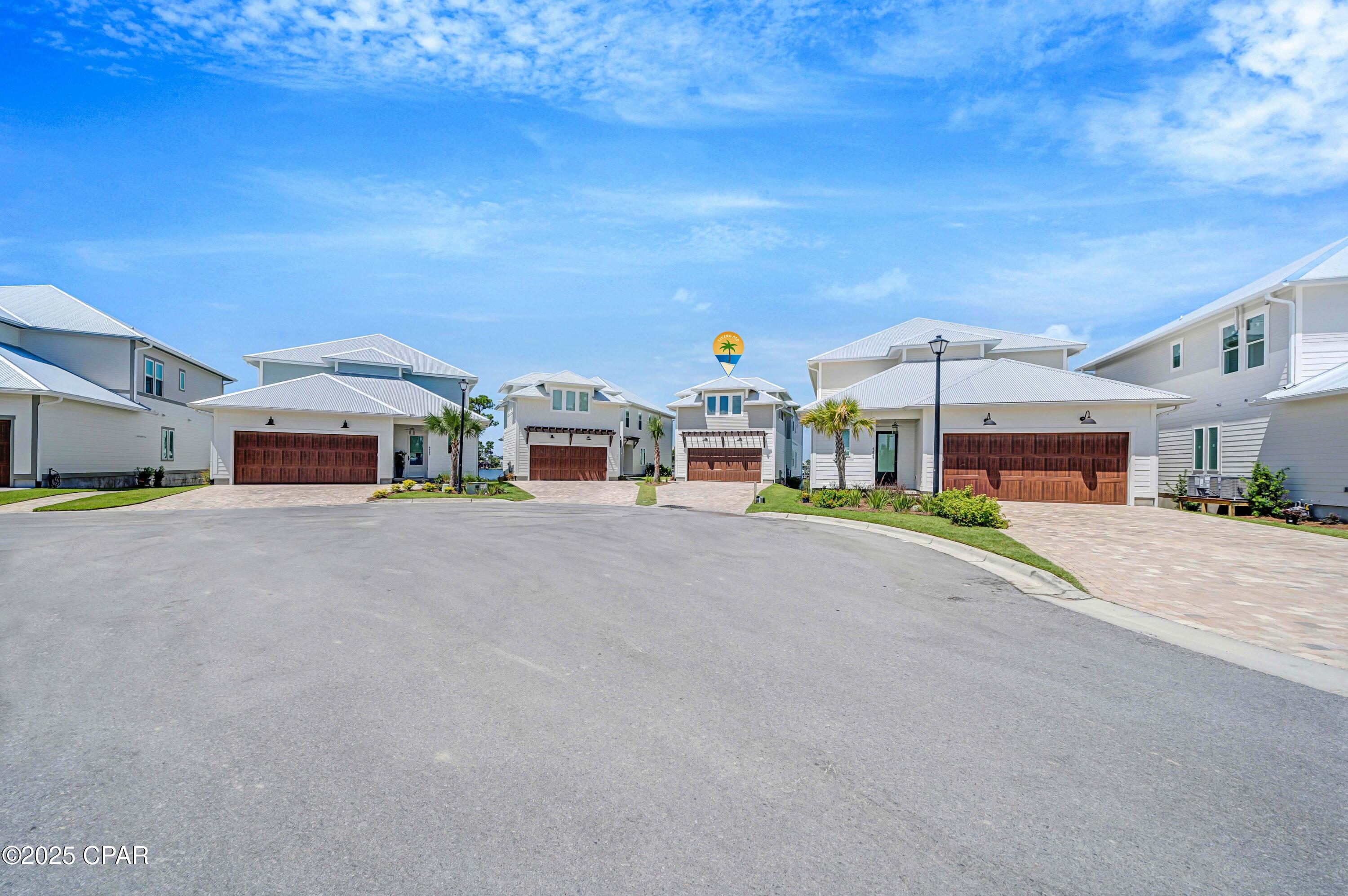 Listing photo id 87 for 6627 Lagoon Drive