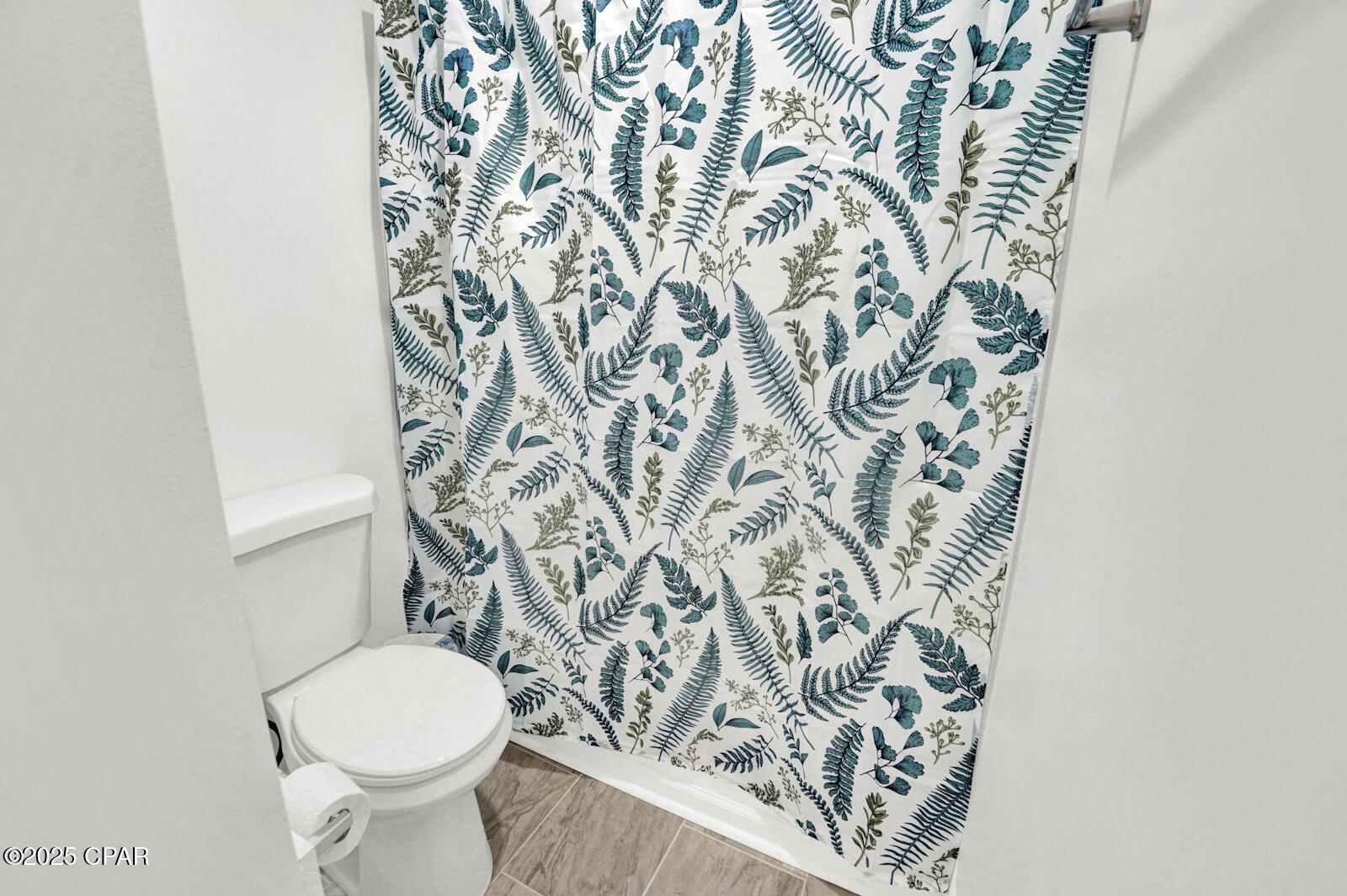 Image 19 For 17214 Front Beach Road 29