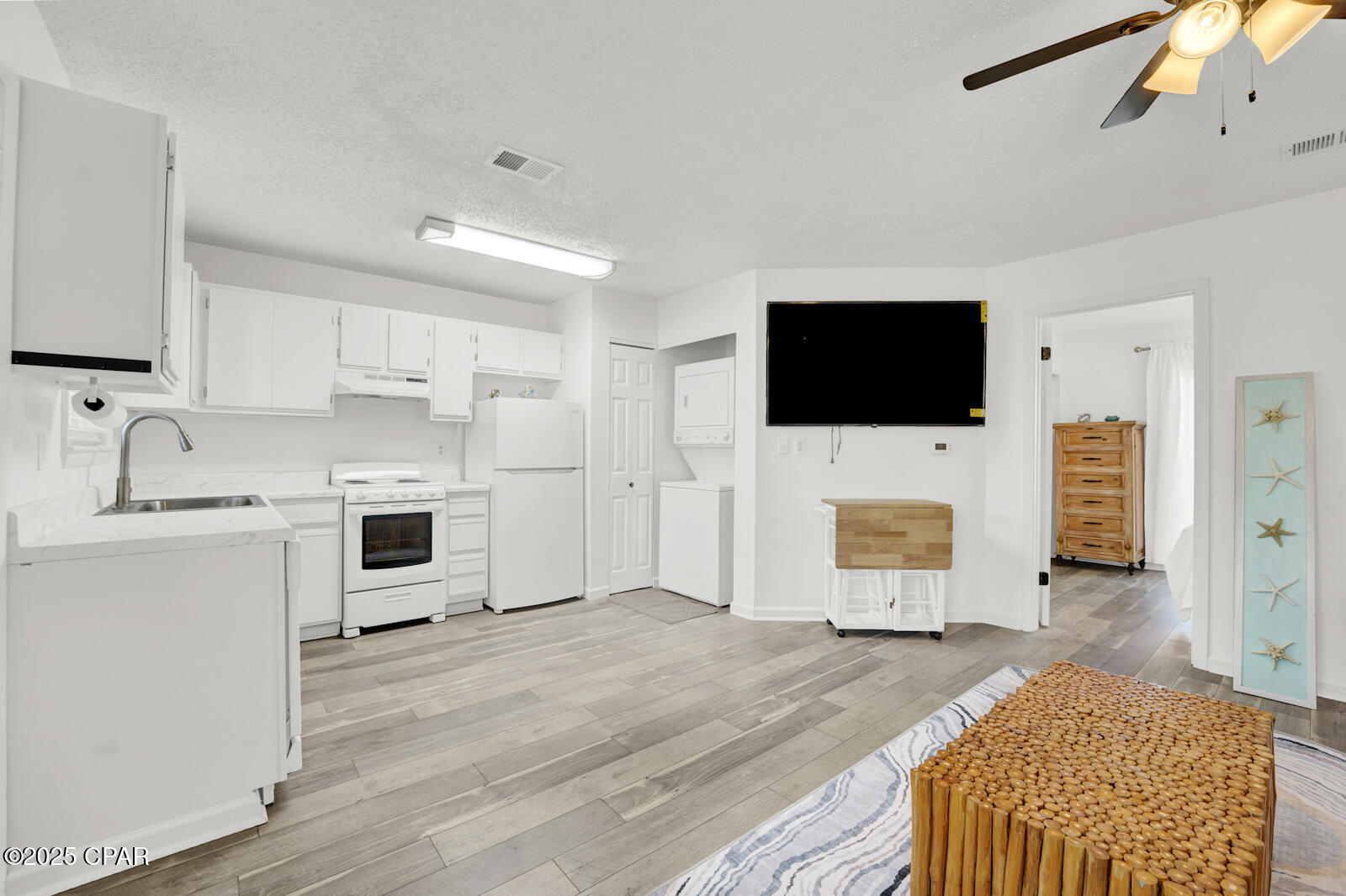 Image 2 For 17214 Front Beach Road 29