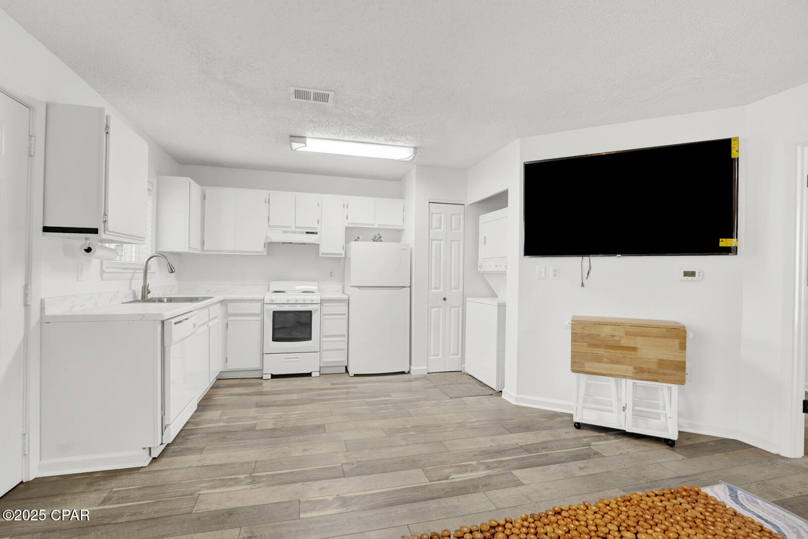 Image 3 For 17214 Front Beach Road 29