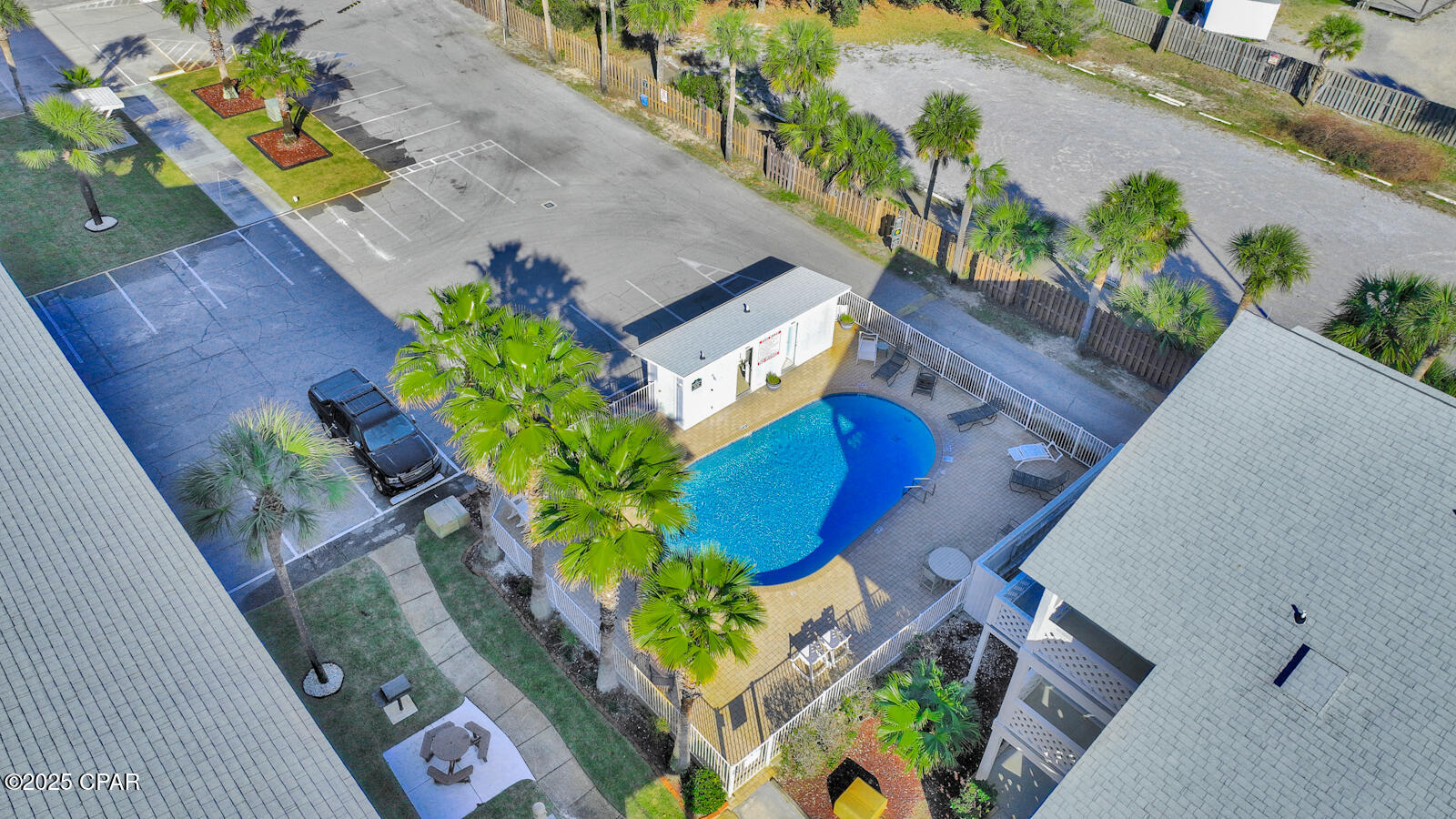 Image 32 For 17214 Front Beach Road 29