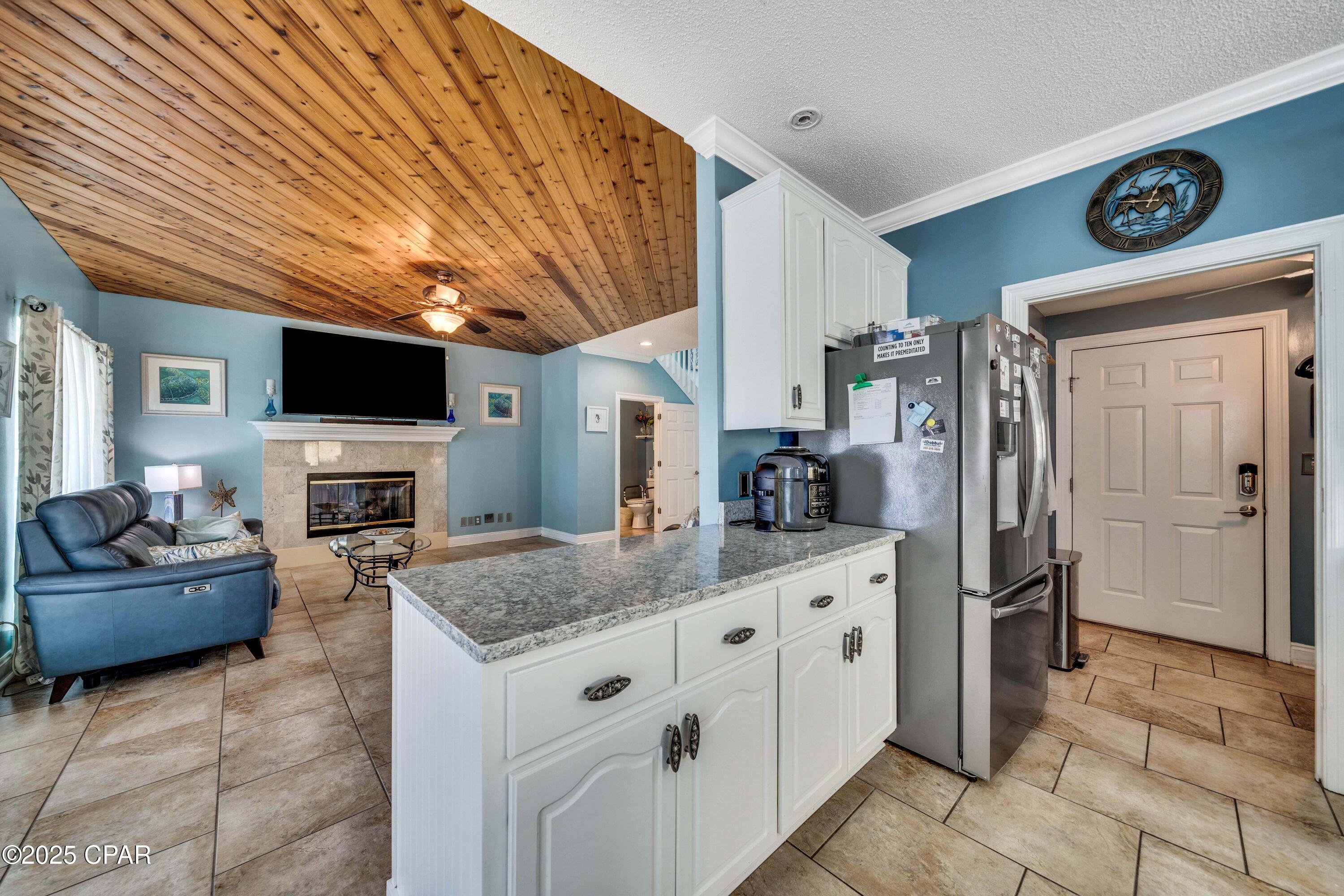 Image 27 For 7009 Lagoon Drive 107