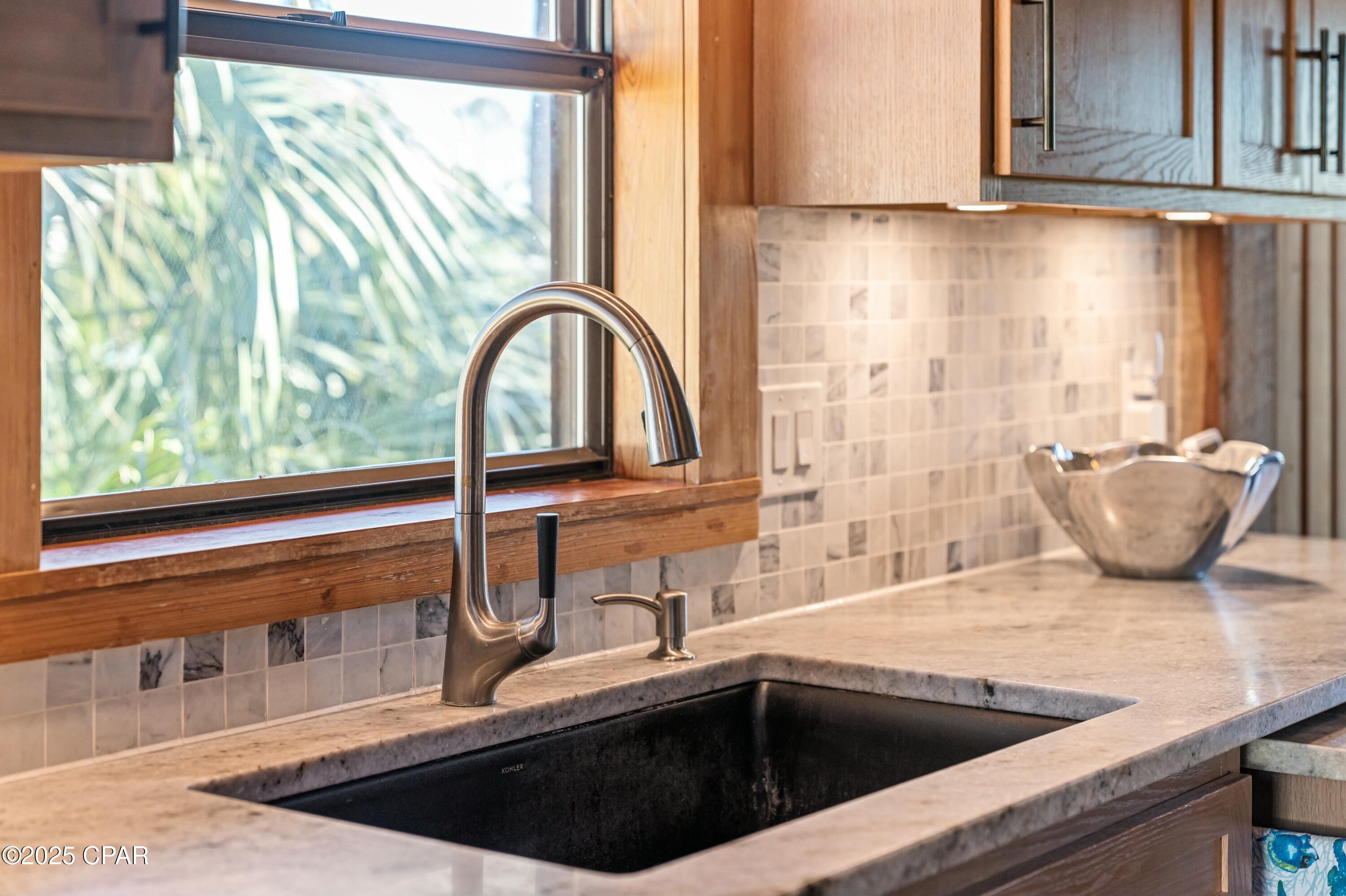 Image 19 For 136 Oak Street