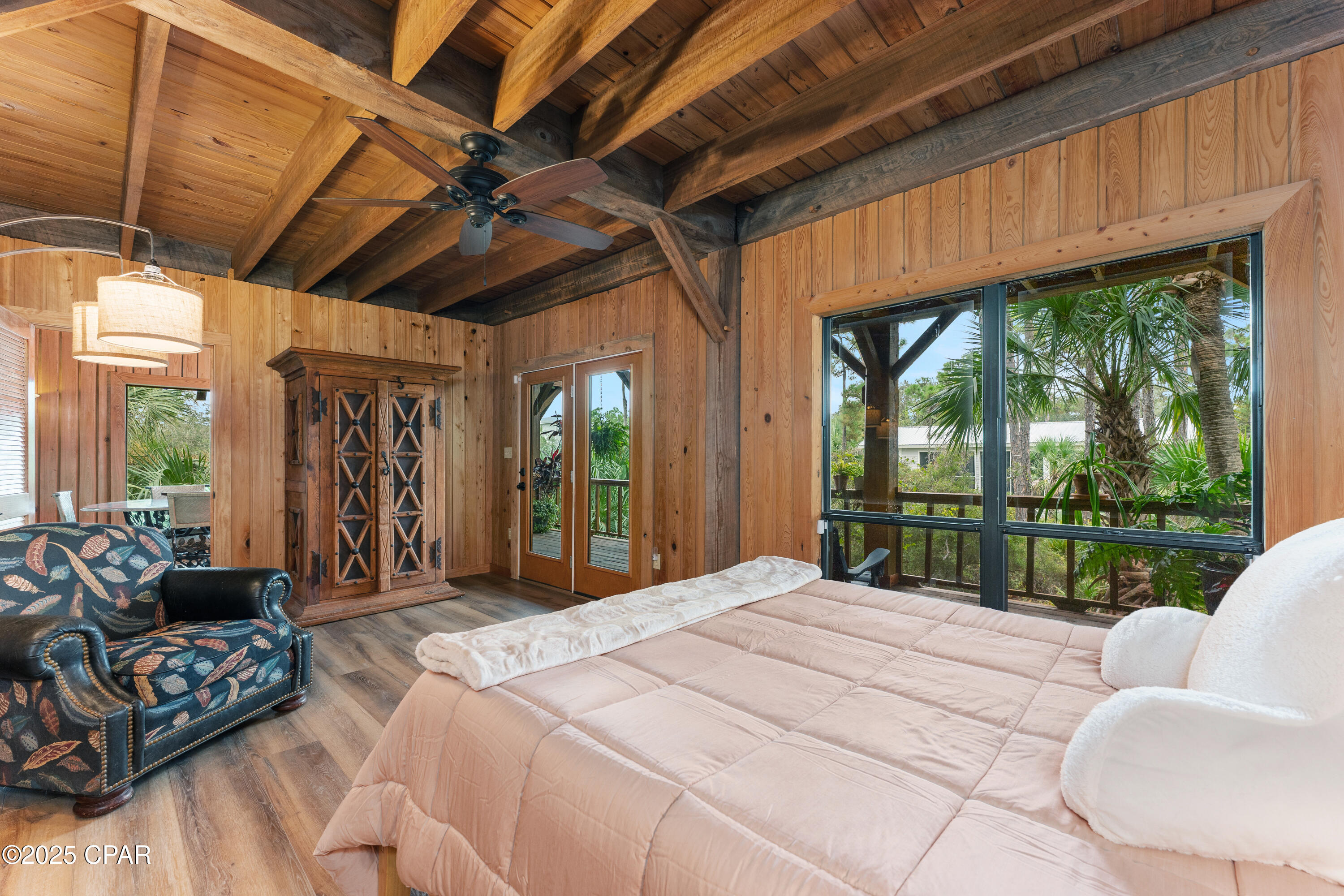 Image 24 For 136 Oak Street