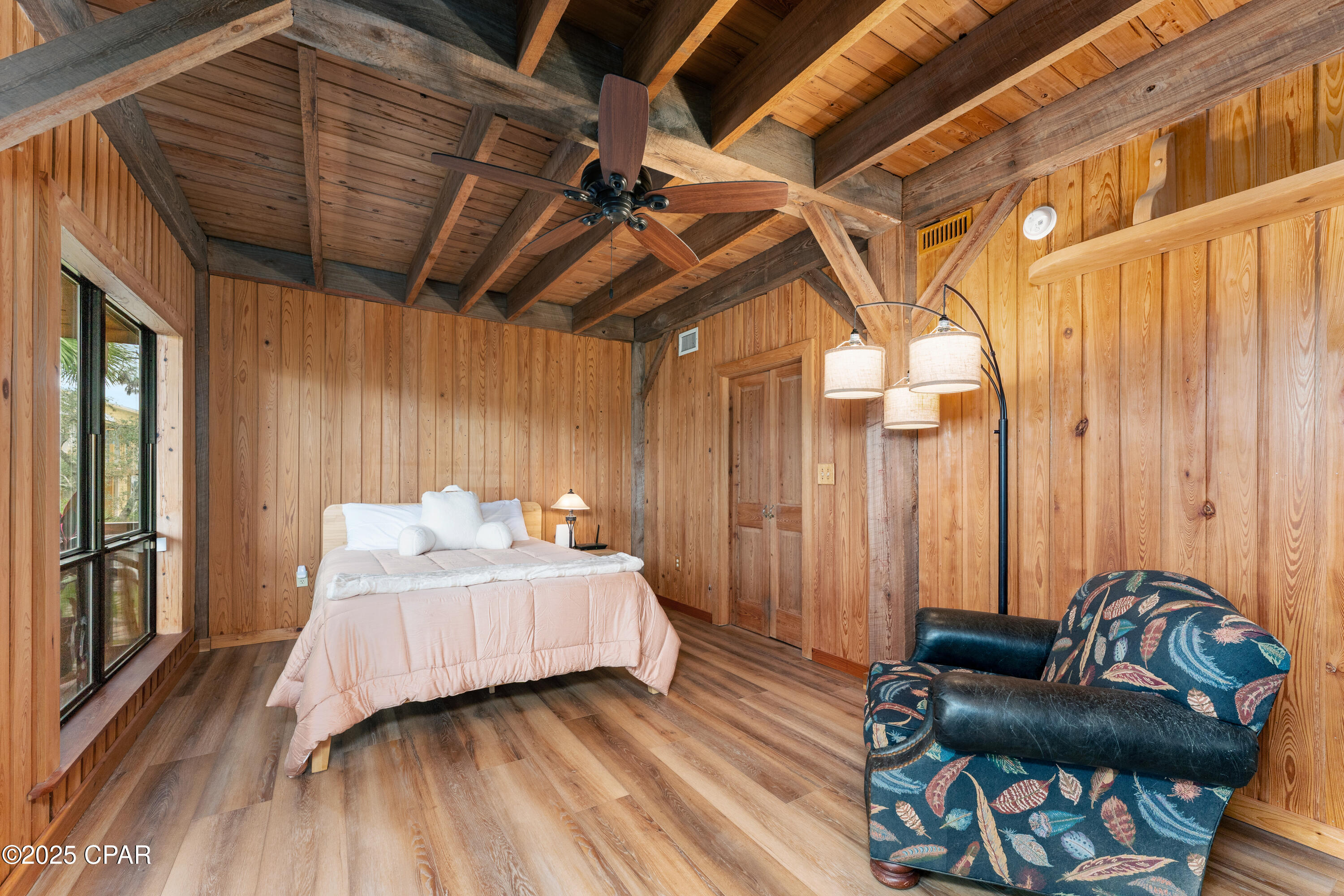 Image 26 For 136 Oak Street