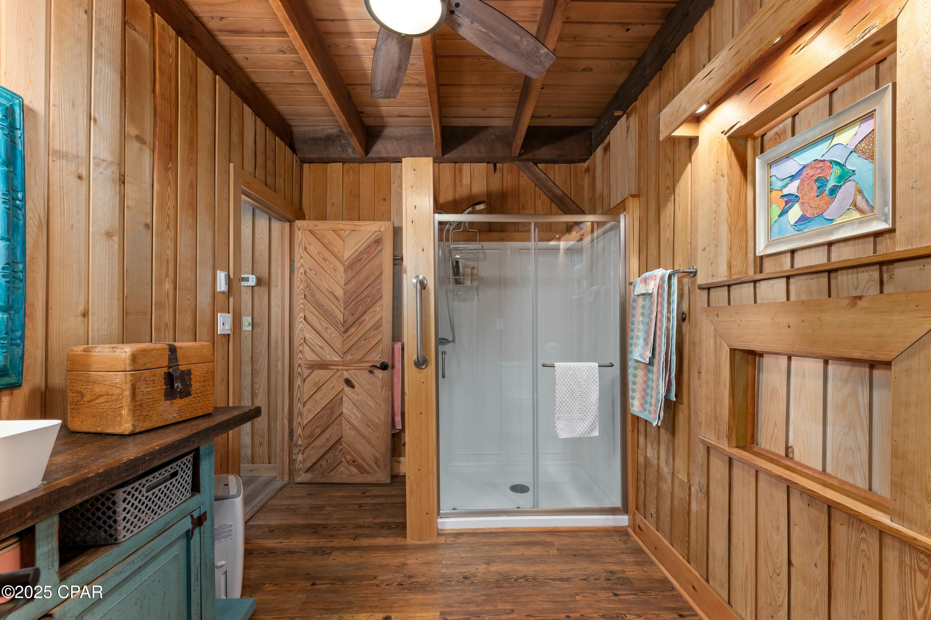 Image 27 For 136 Oak Street