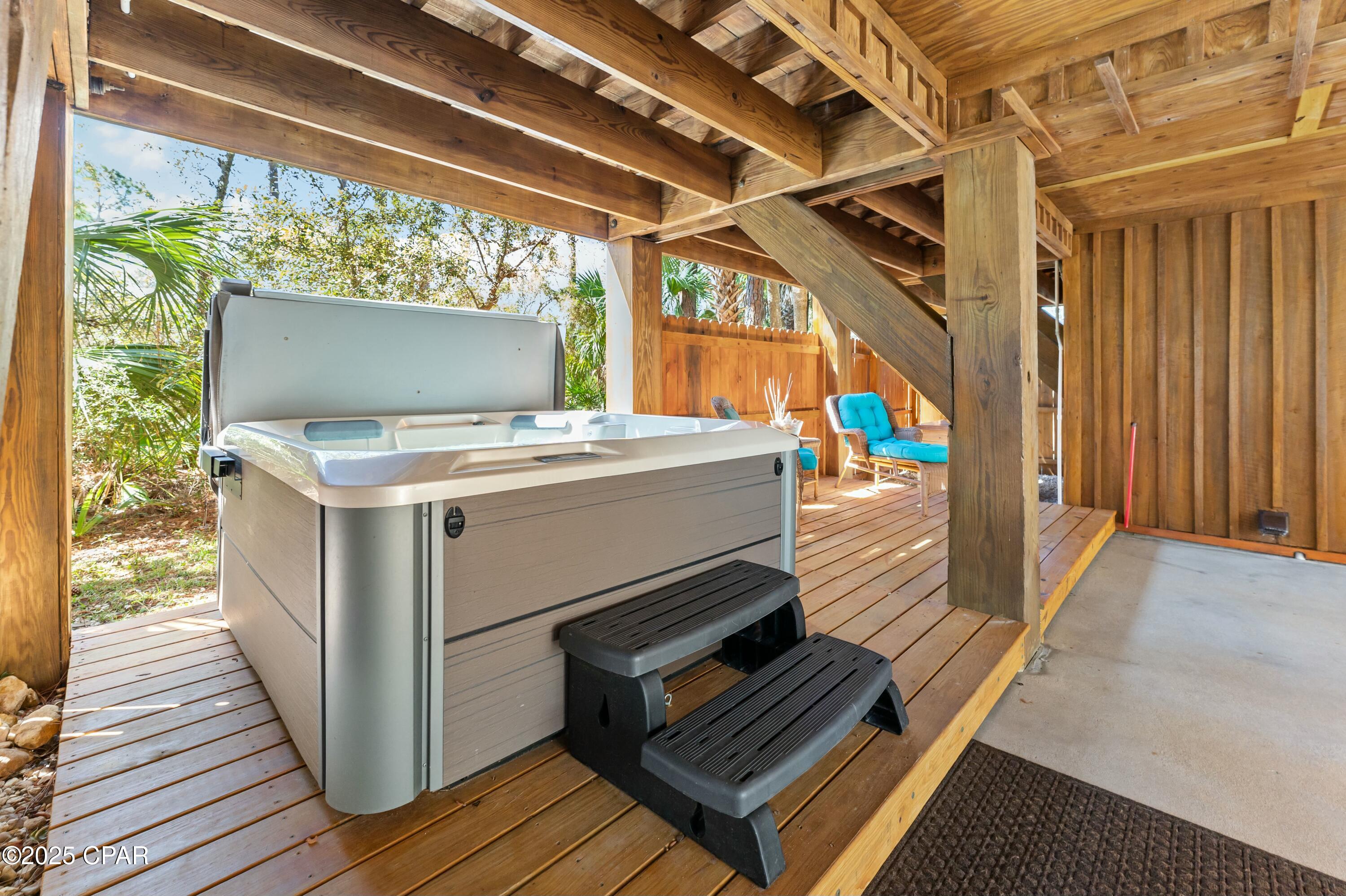 Image 62 For 136 Oak Street