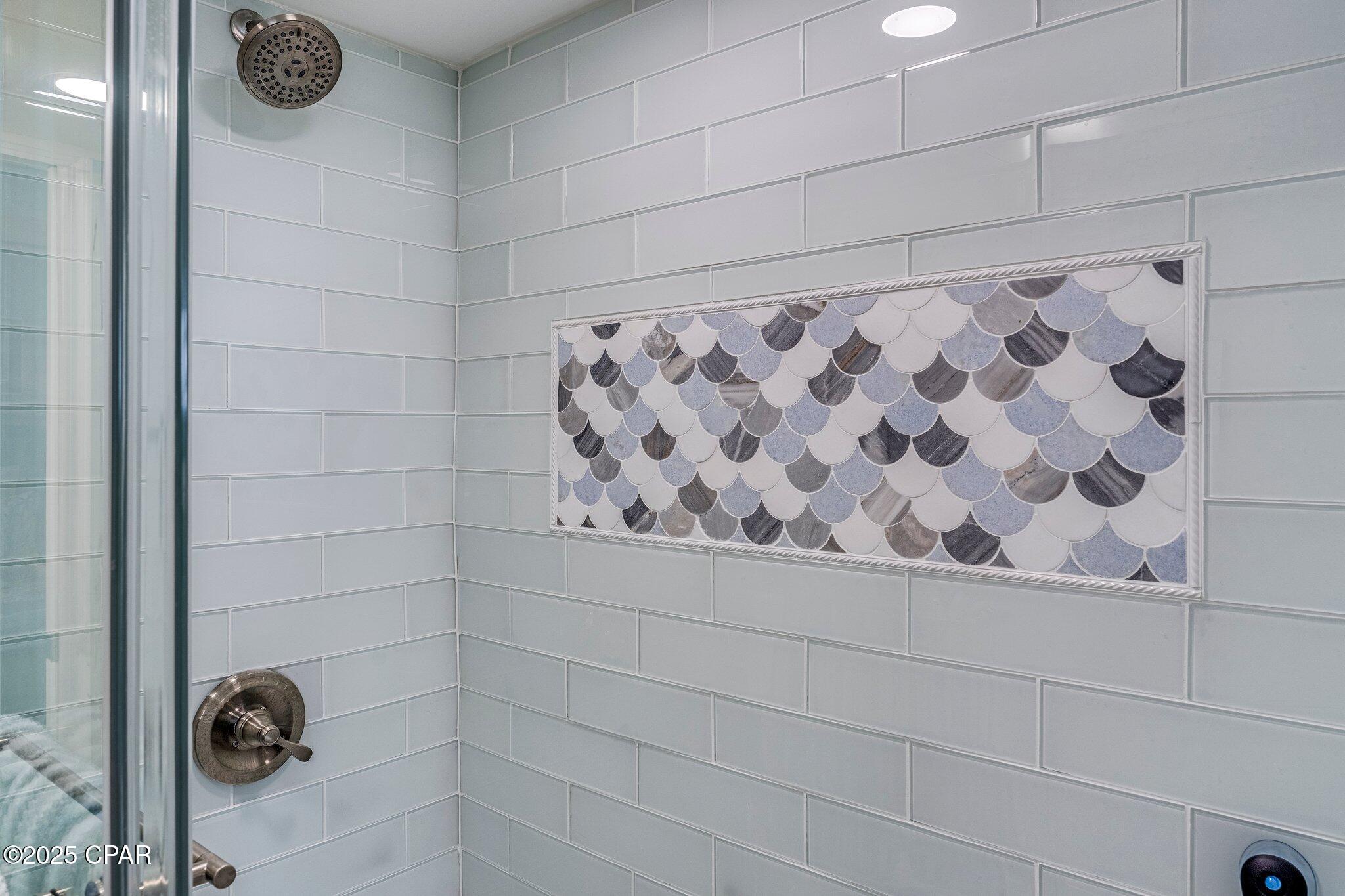 Image 24 For 9850 Thomas Drive 401w