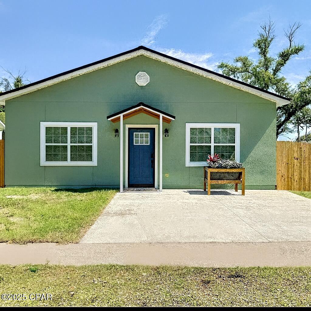 Image 3 For 1409 6th Court