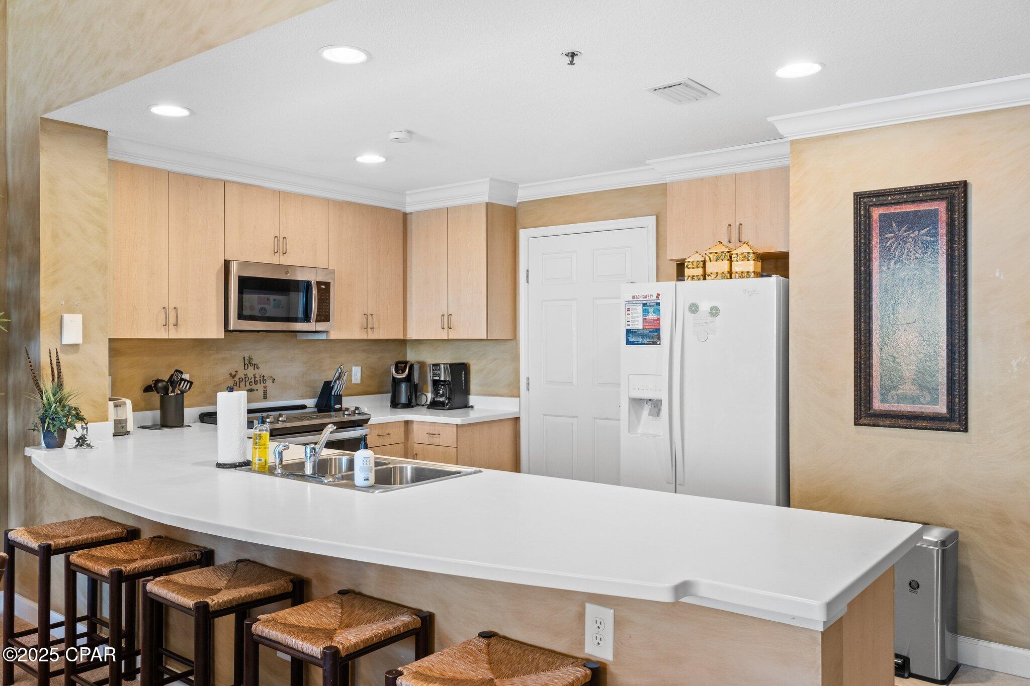 Listing photo id 23 for 6627 Thomas 1402 Drive 1402