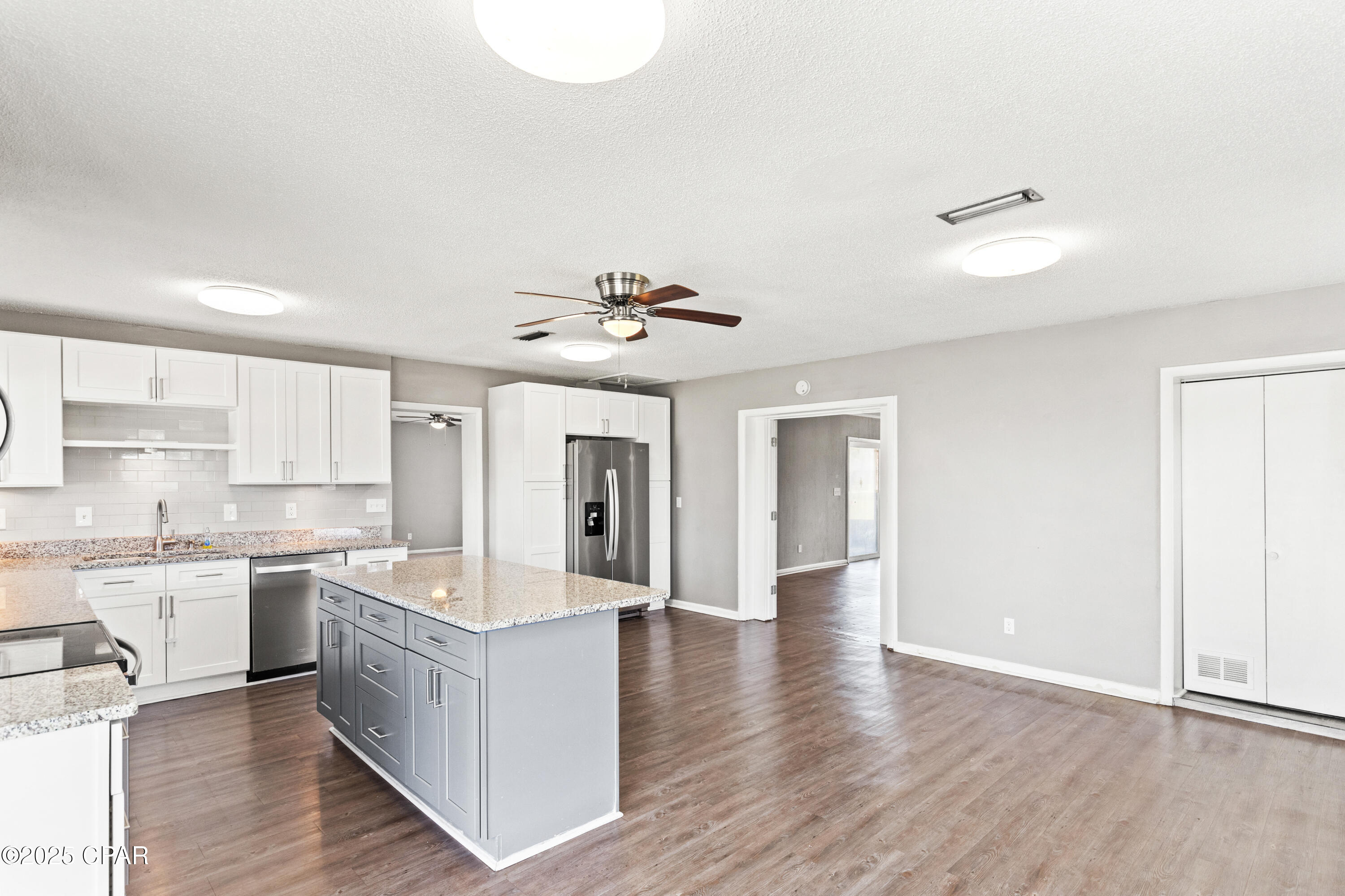 Image 11 For 905 12th Street