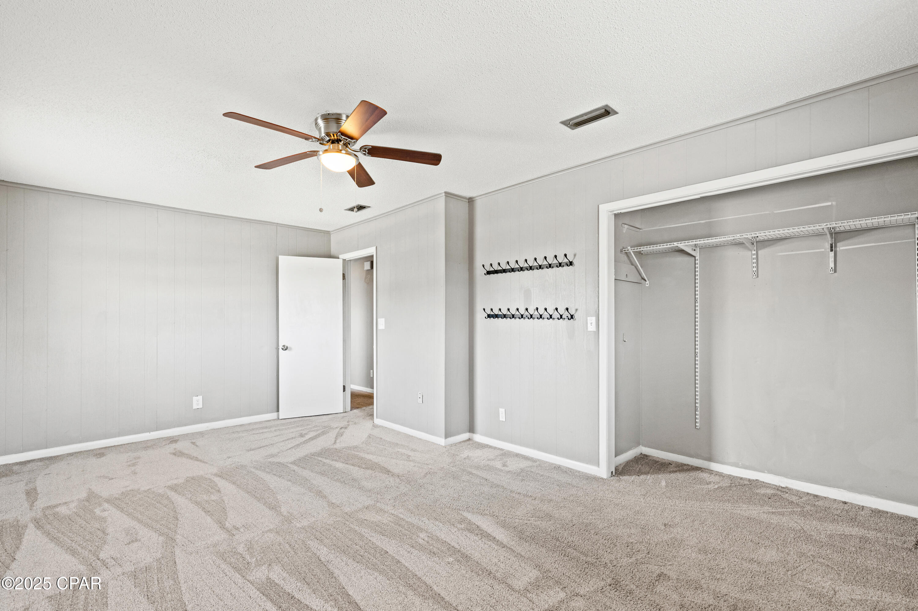 Image 12 For 905 12th Street