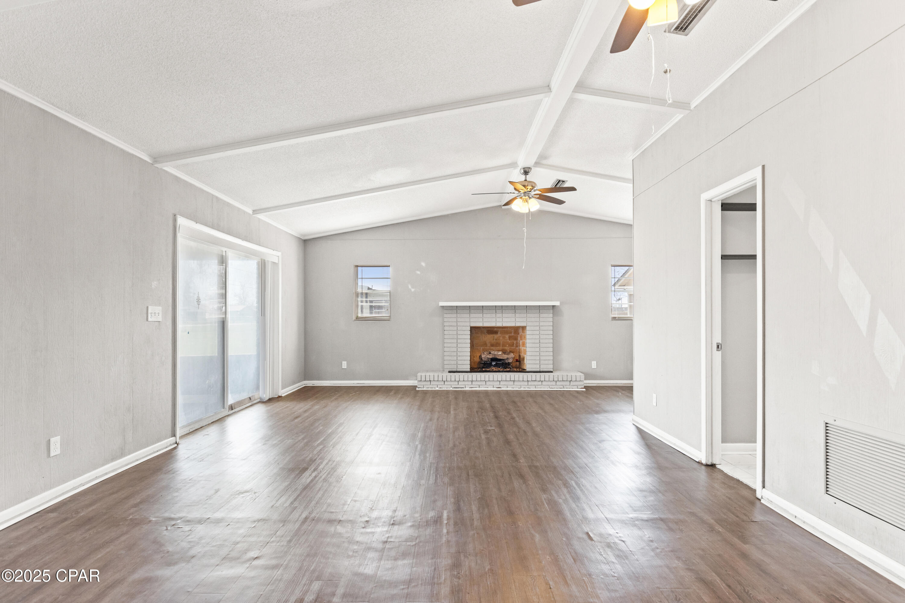 Image 13 For 905 12th Street