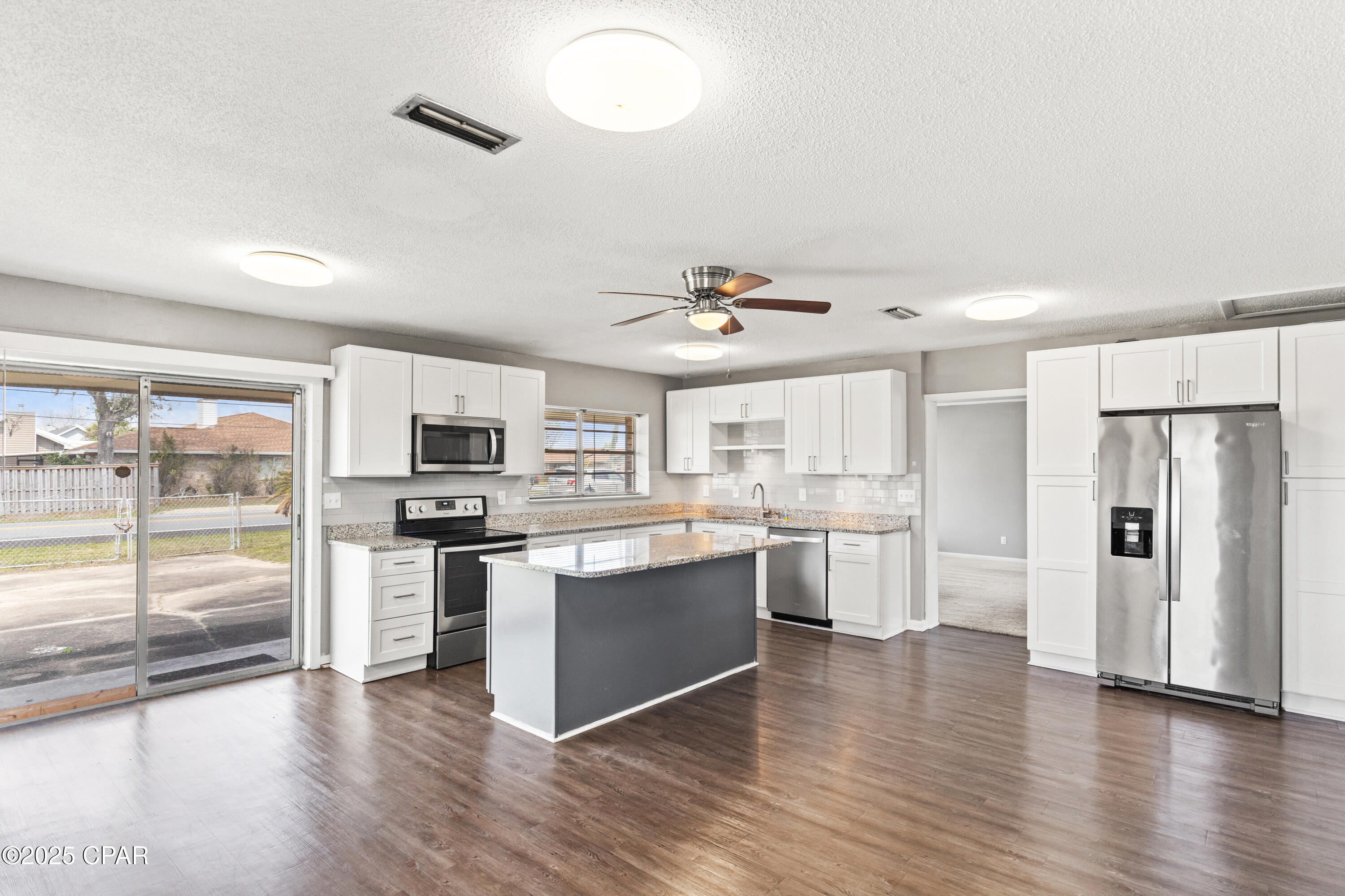 Image 2 For 905 12th Street