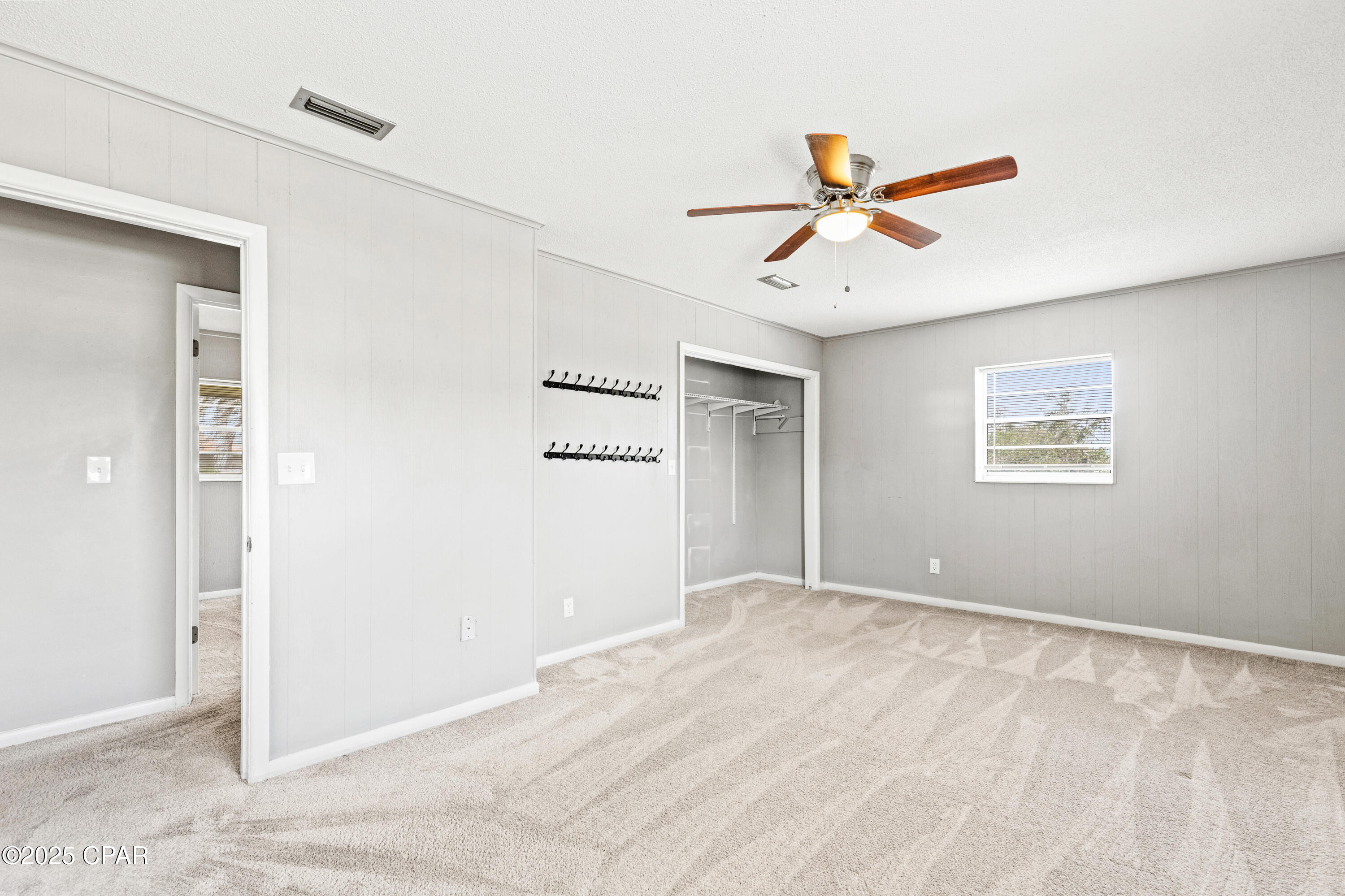 Image 25 For 905 12th Street